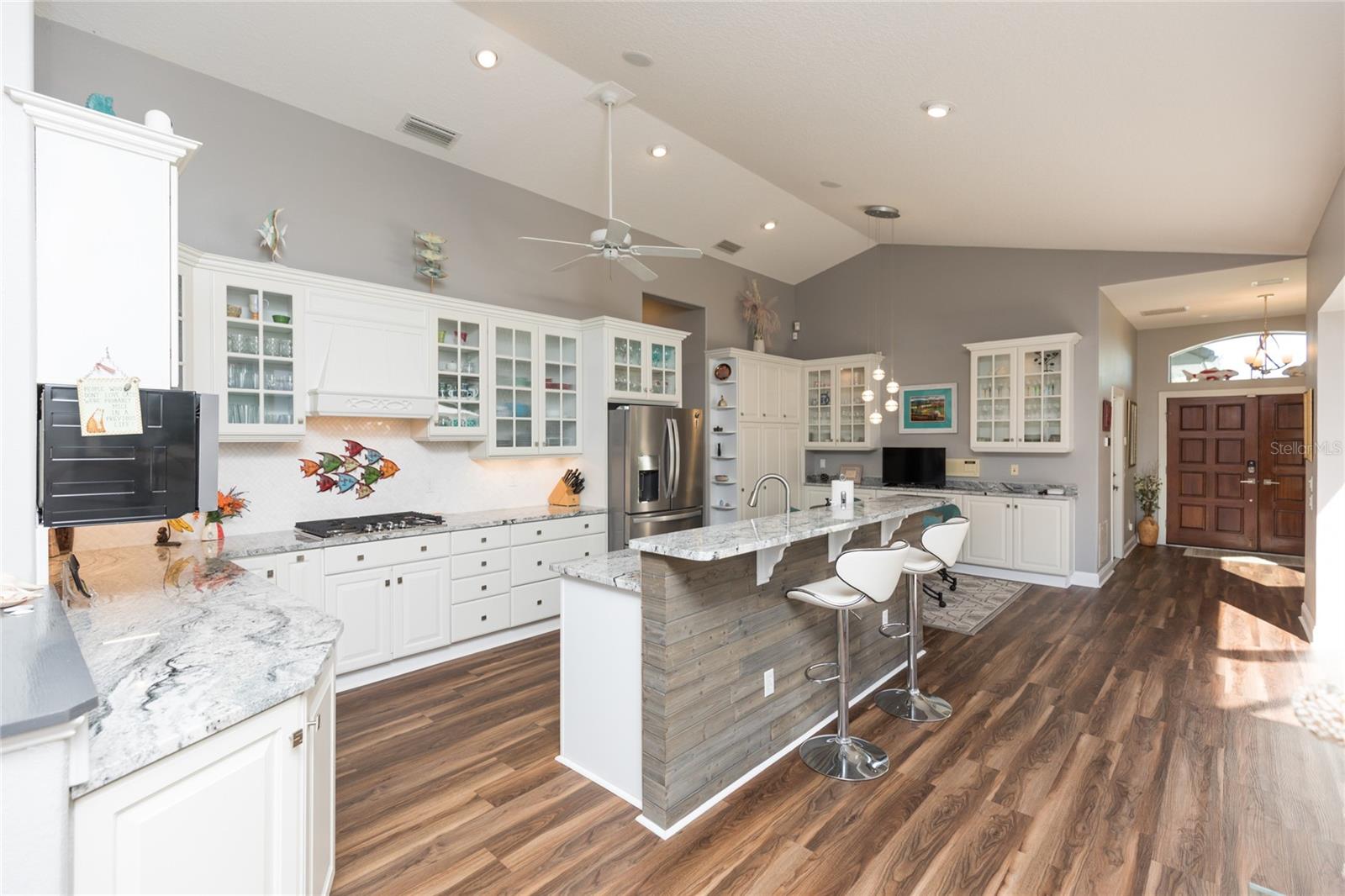2 MALAGA CT