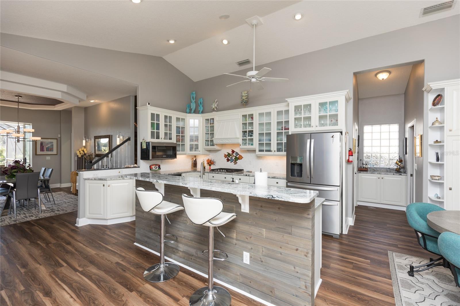 2 MALAGA CT