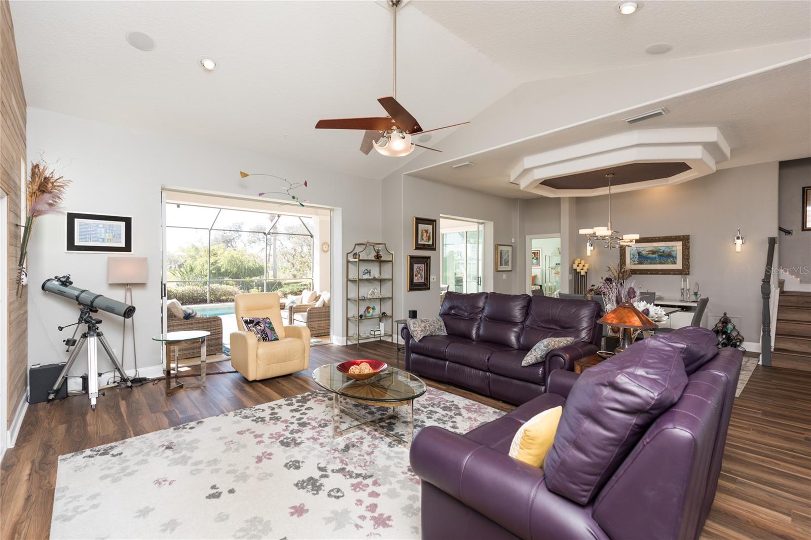 2 MALAGA CT