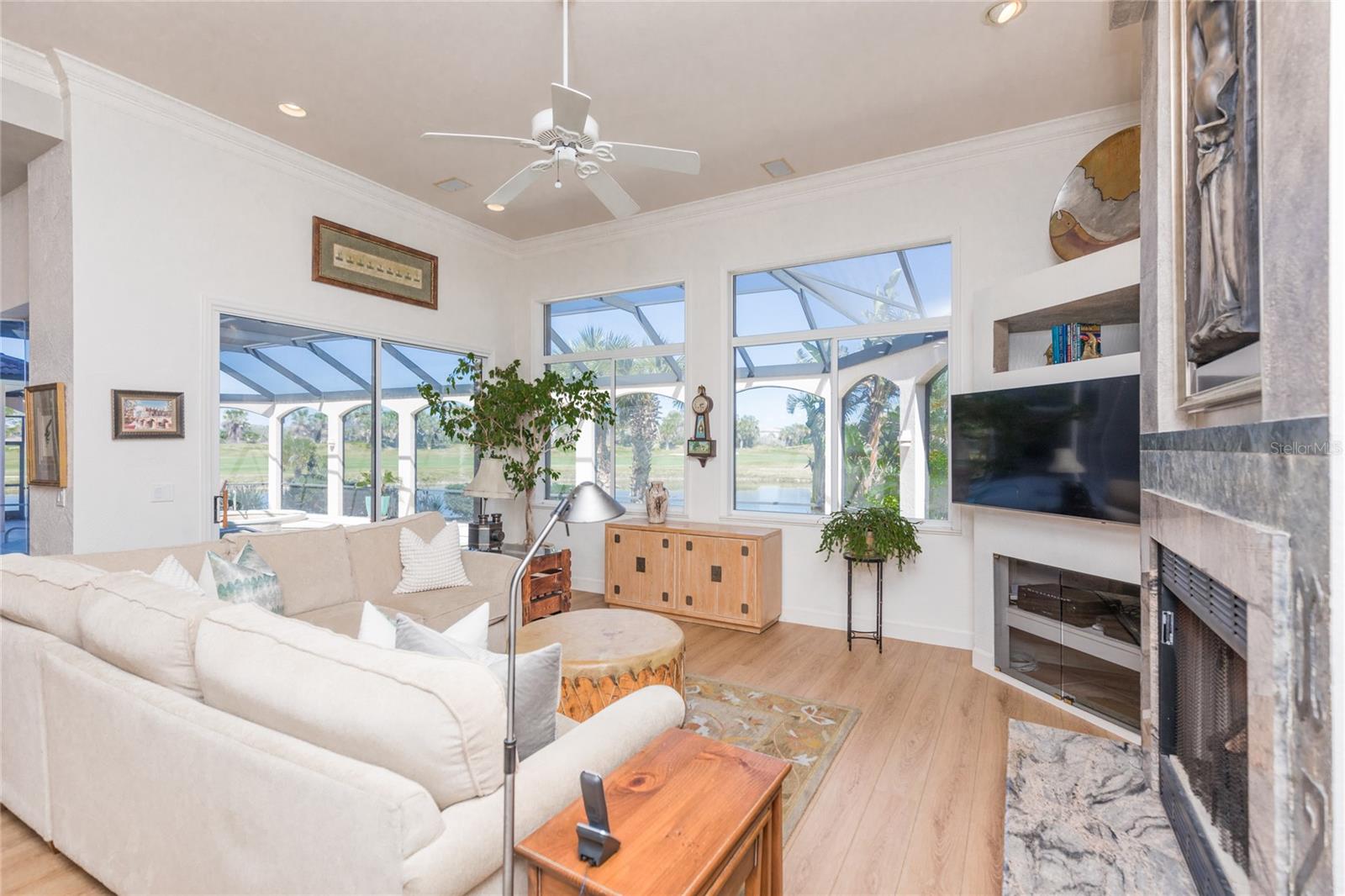8 CORDOBA CT
