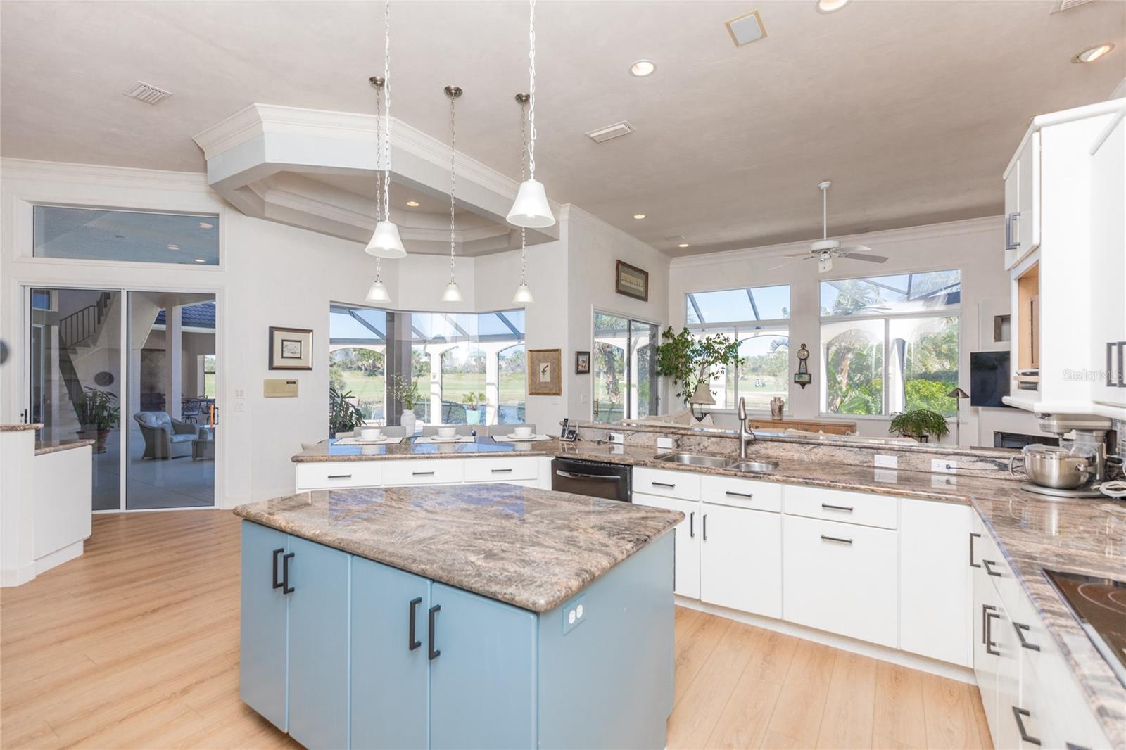 8 CORDOBA CT
