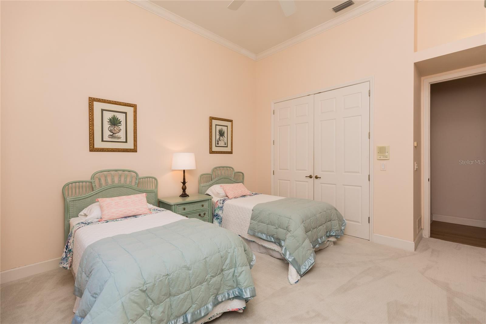 8 CORDOBA CT