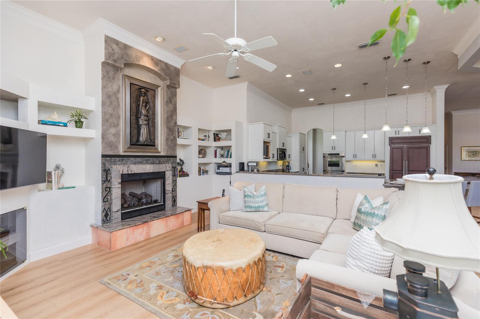8 CORDOBA CT