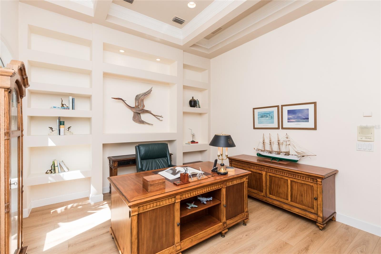 8 CORDOBA CT