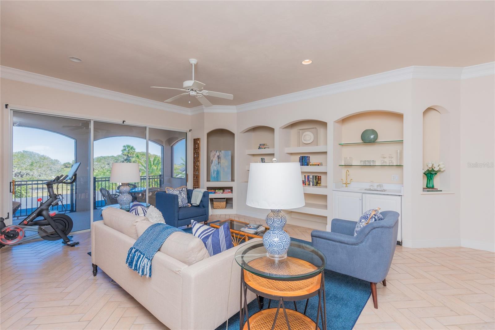 8 CORDOBA CT