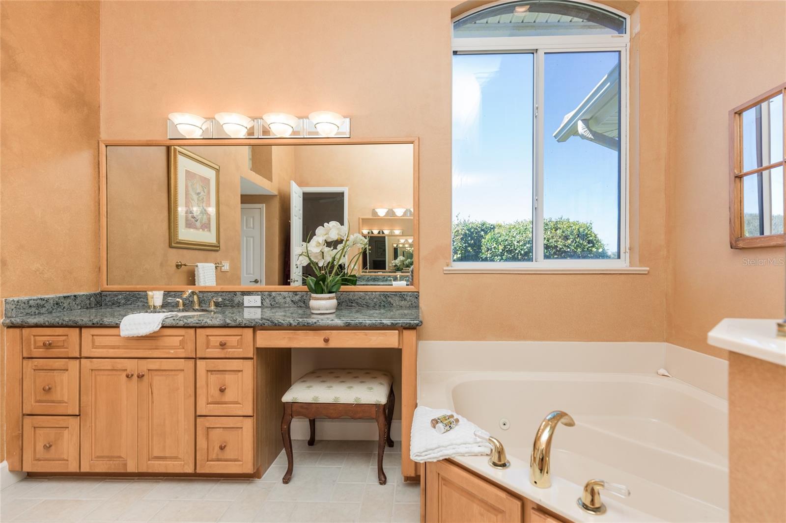 8 CORDOBA CT