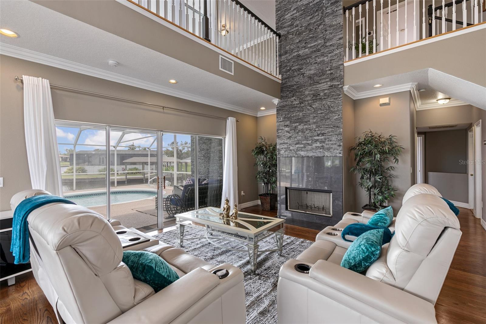 16 FLORENCE CT