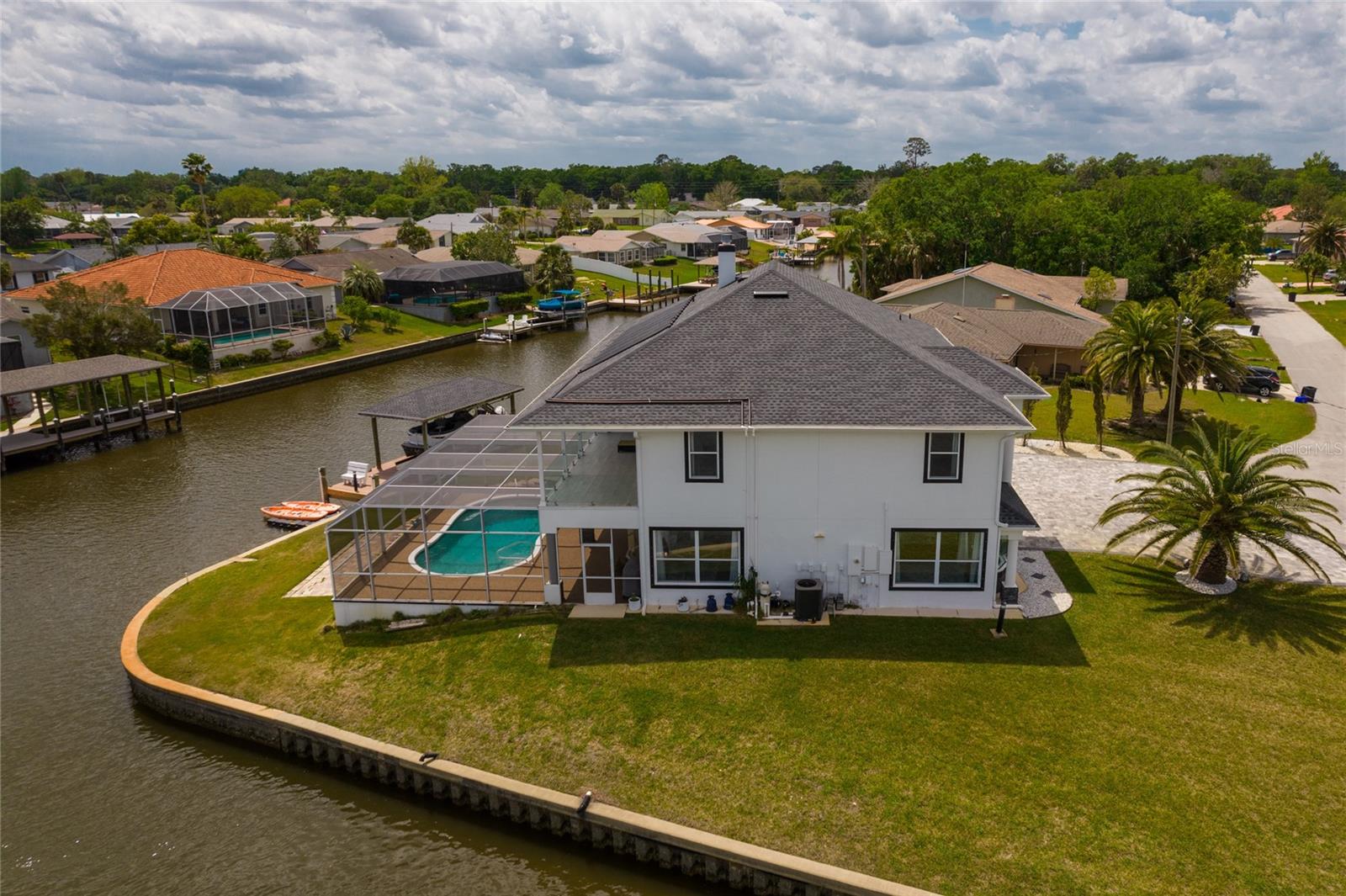 16 FLORENCE CT