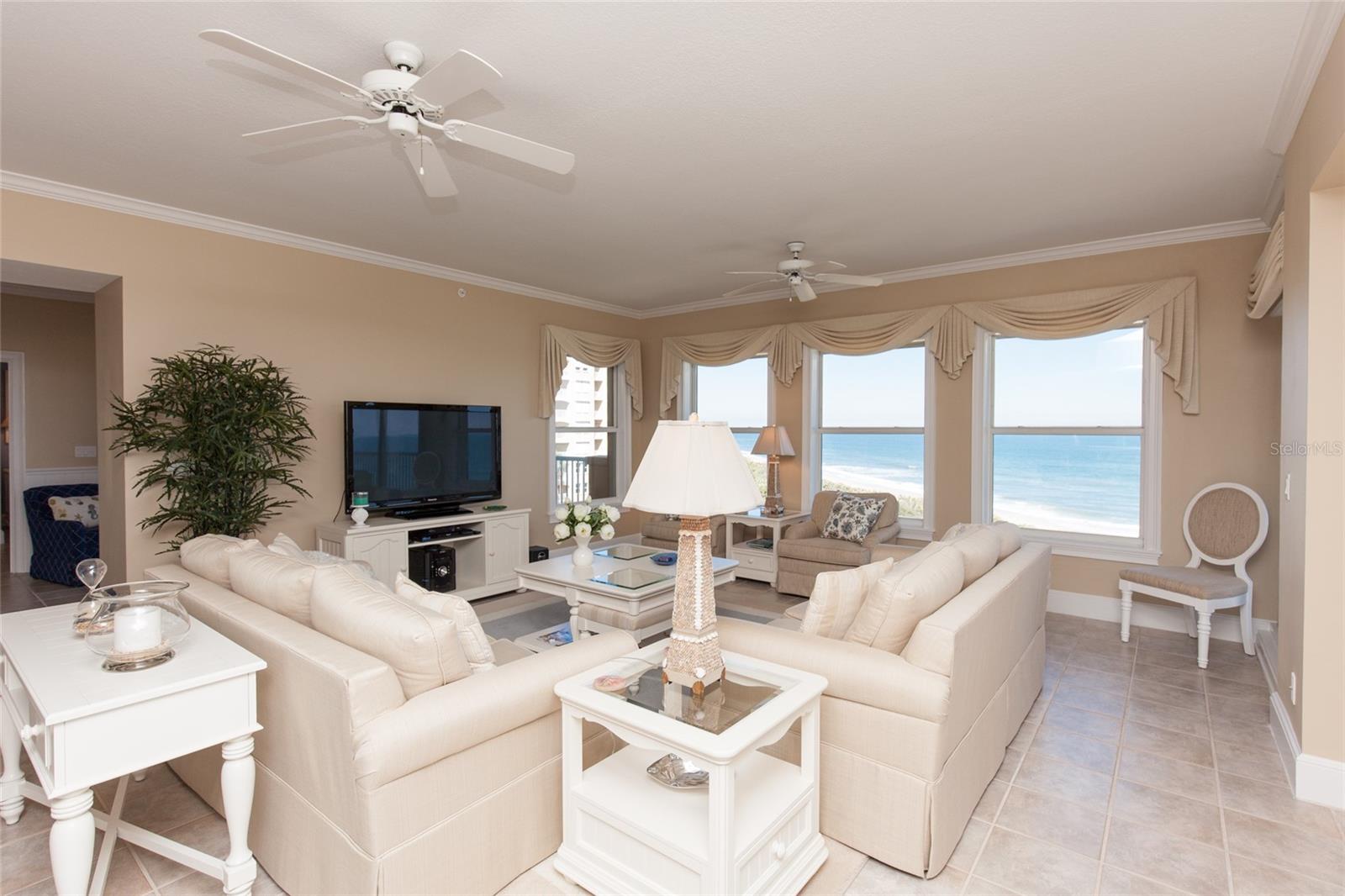 15 AVENUE DE LA MER #2406