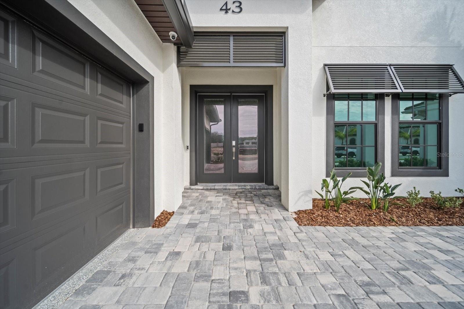 43 DEL PALMA DR