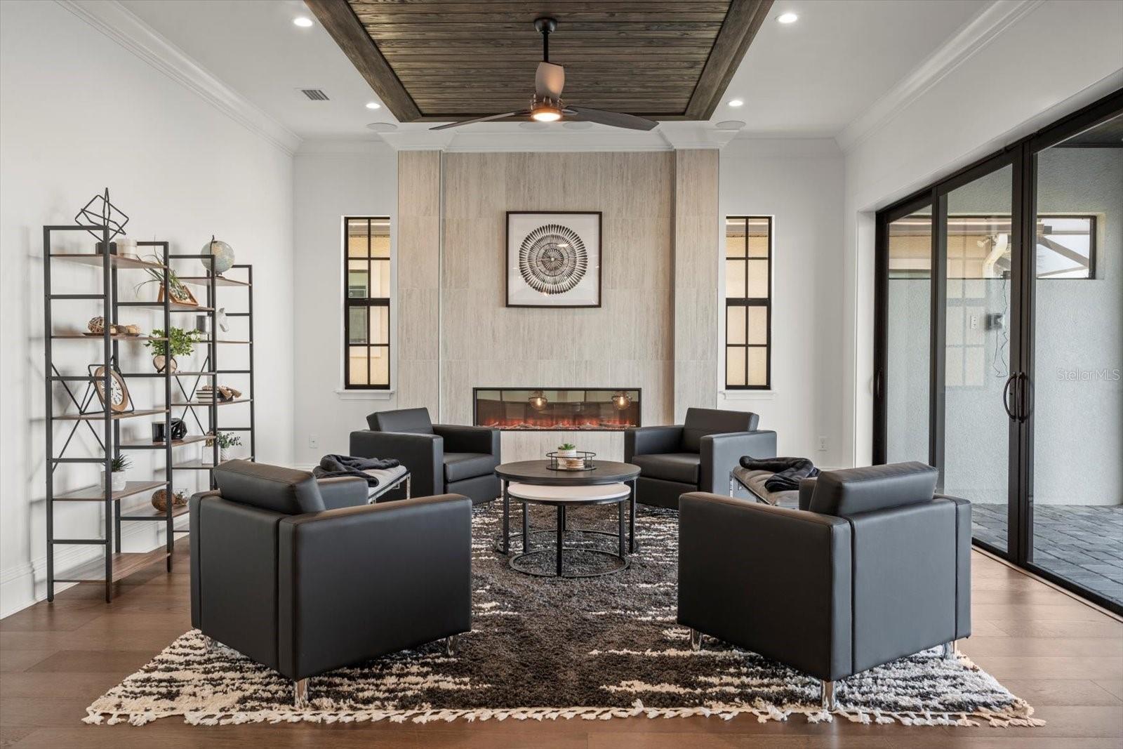 43 DEL PALMA DR