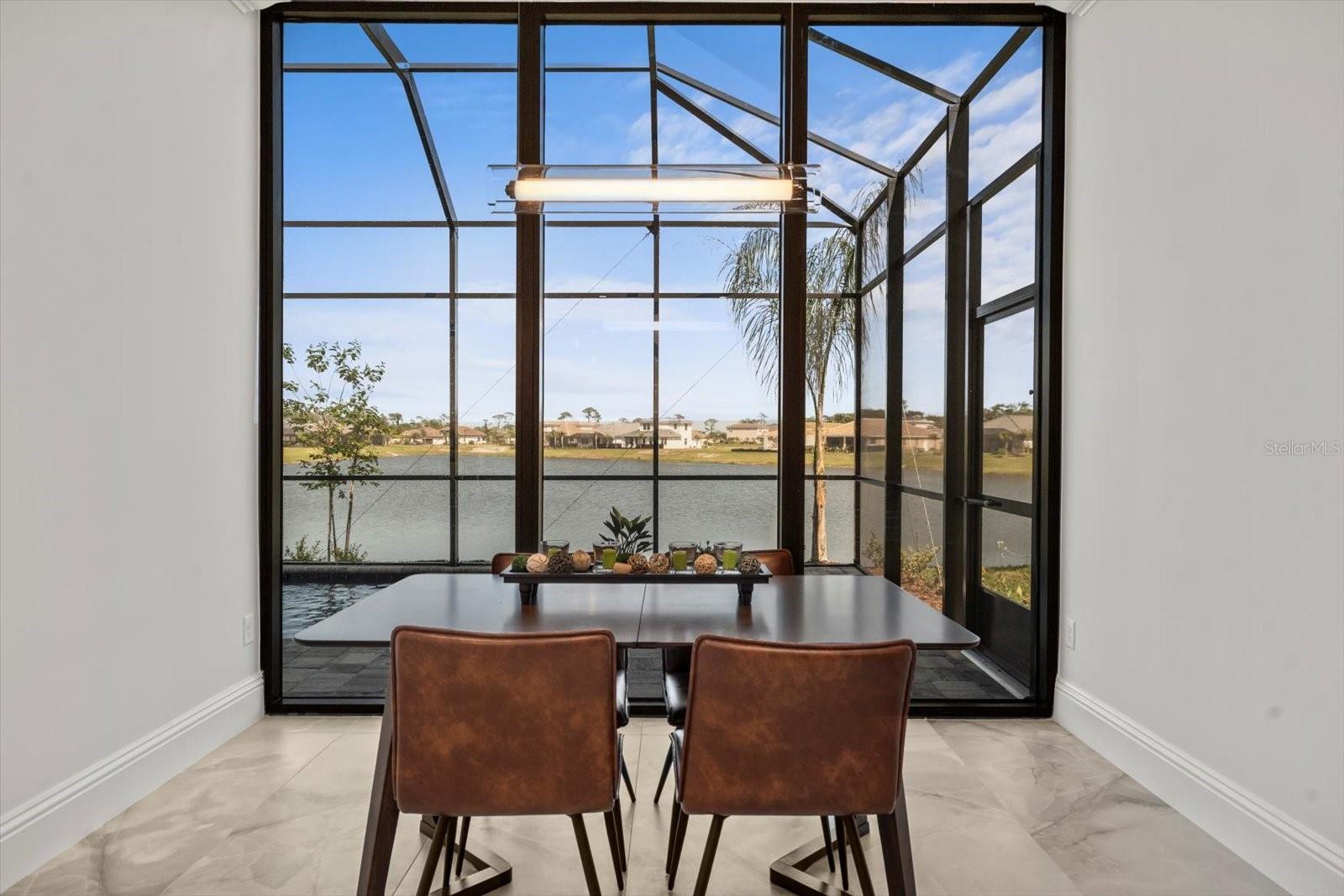 43 DEL PALMA DR