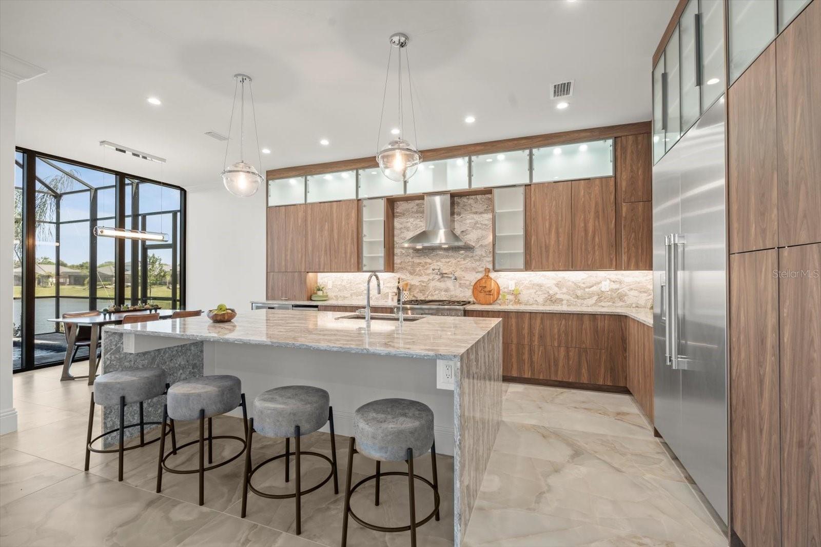 43 DEL PALMA DR