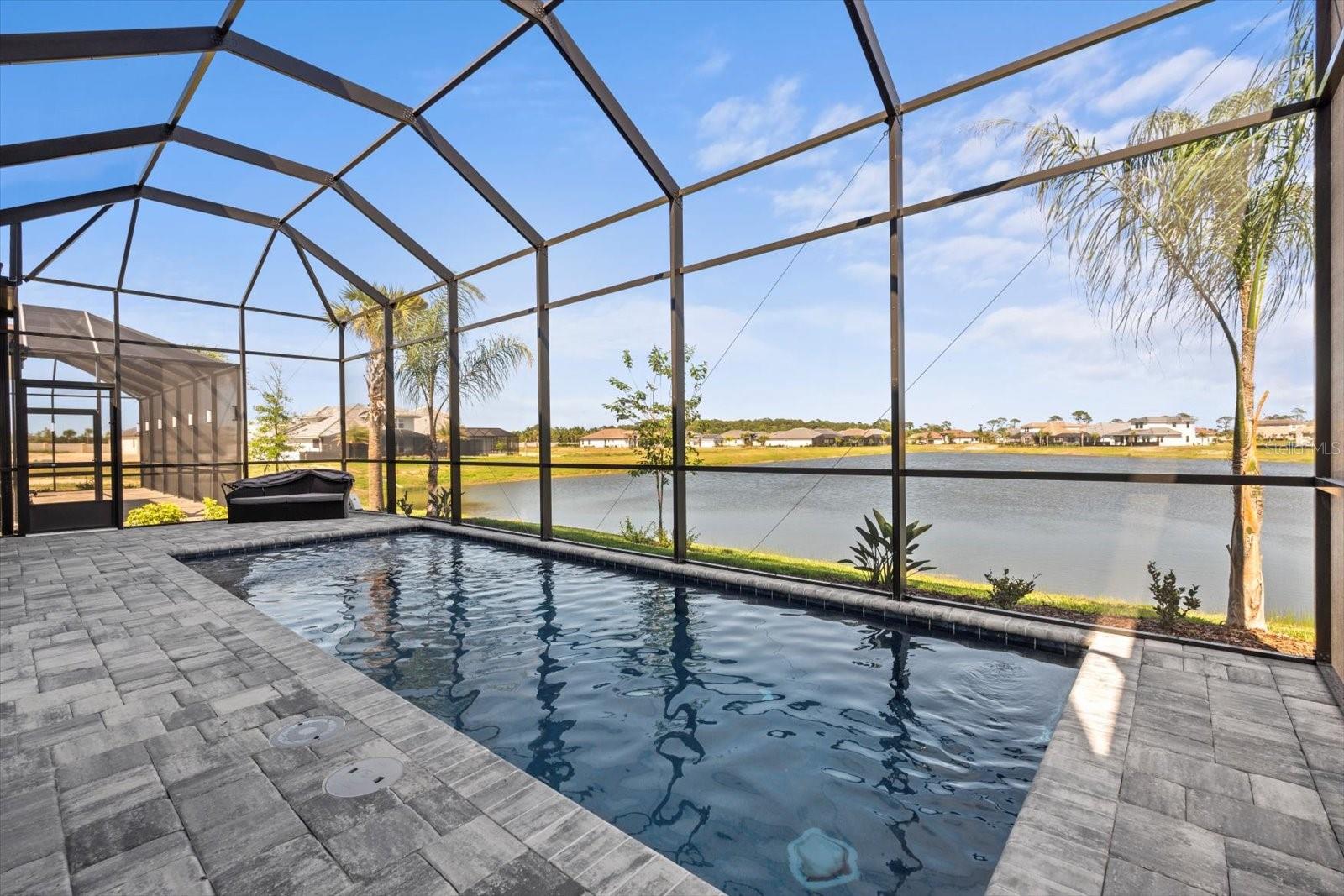 43 DEL PALMA DR