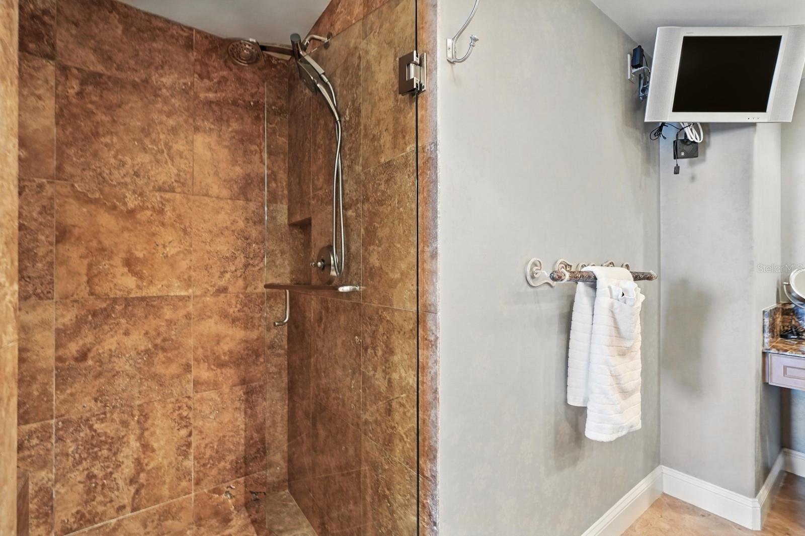 7 AVENUE DE LA MER #804