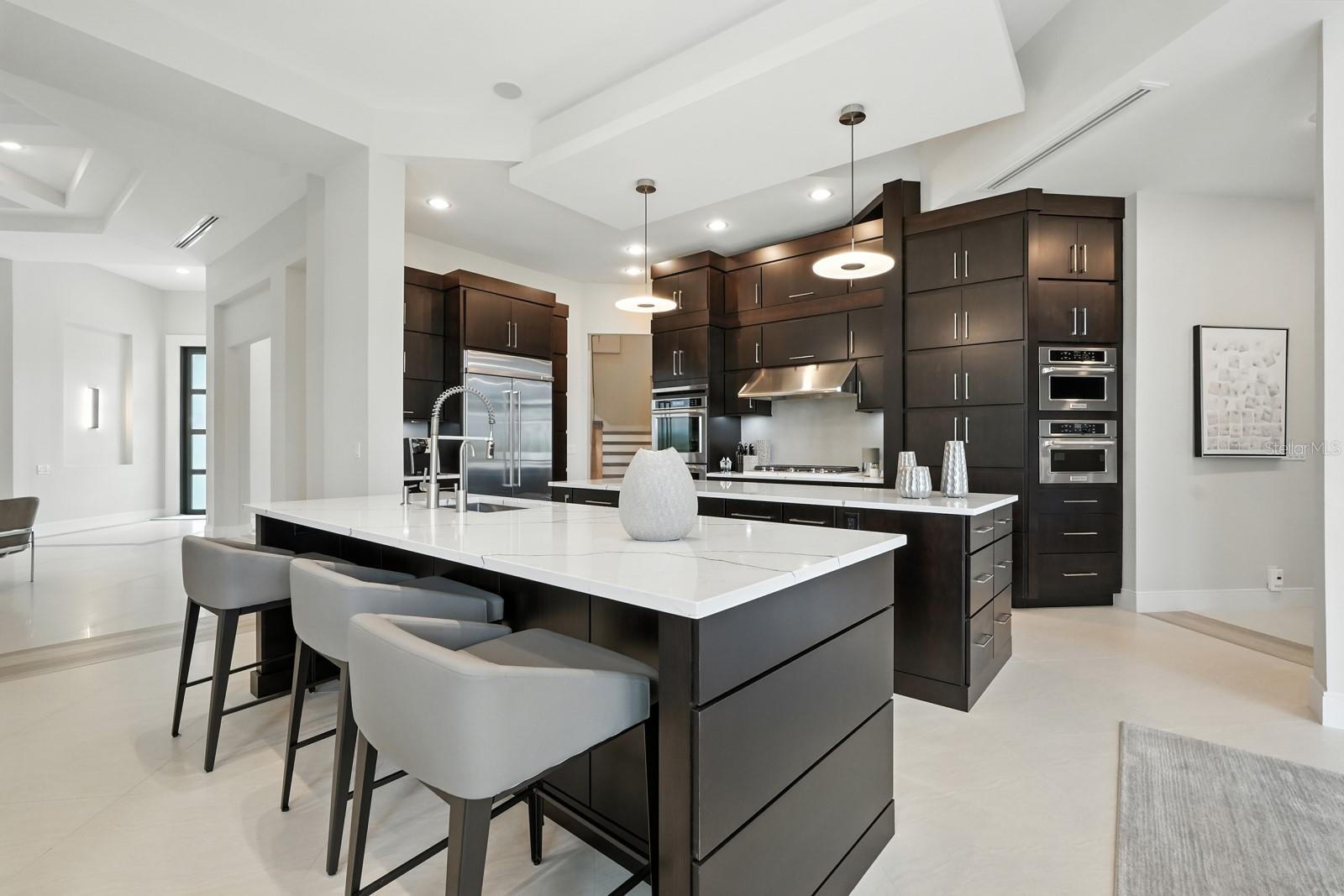 6 CORDOBA CT