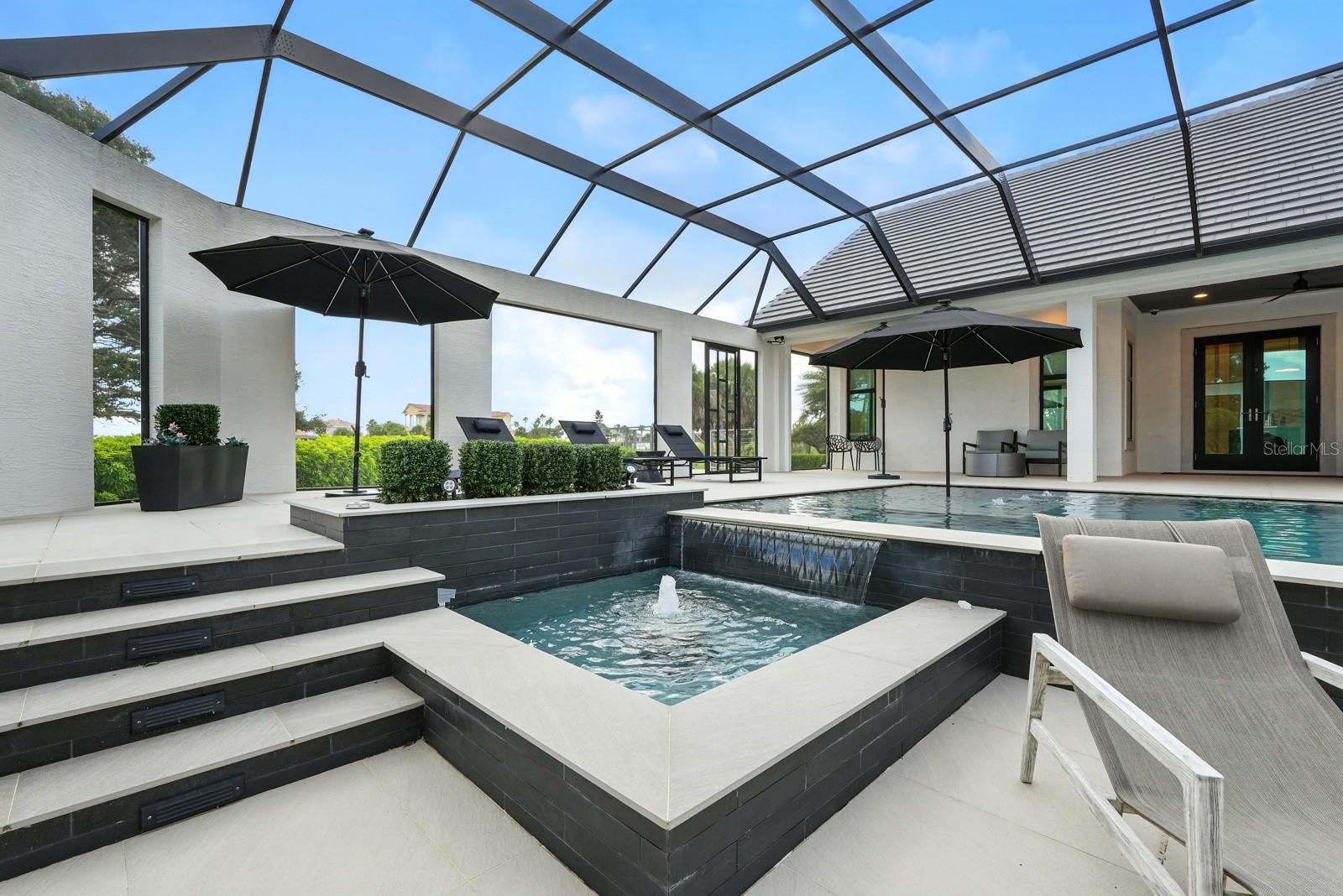 6 CORDOBA CT