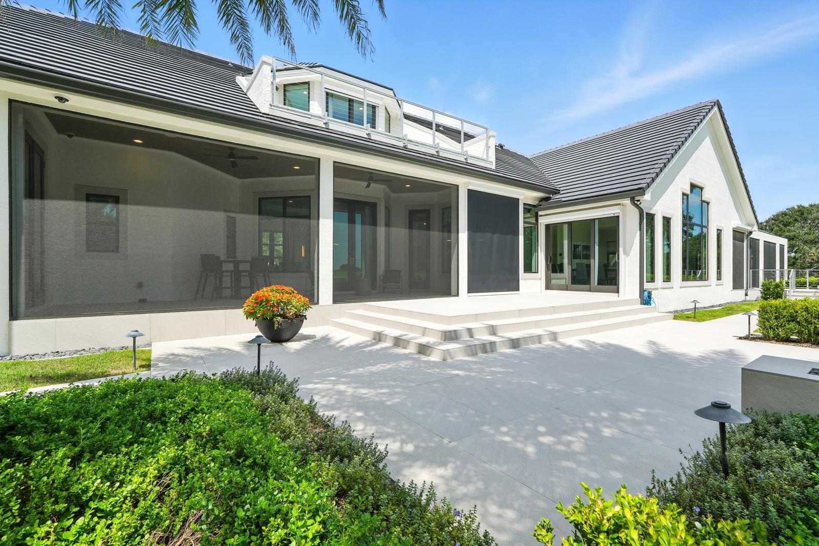 6 CORDOBA CT