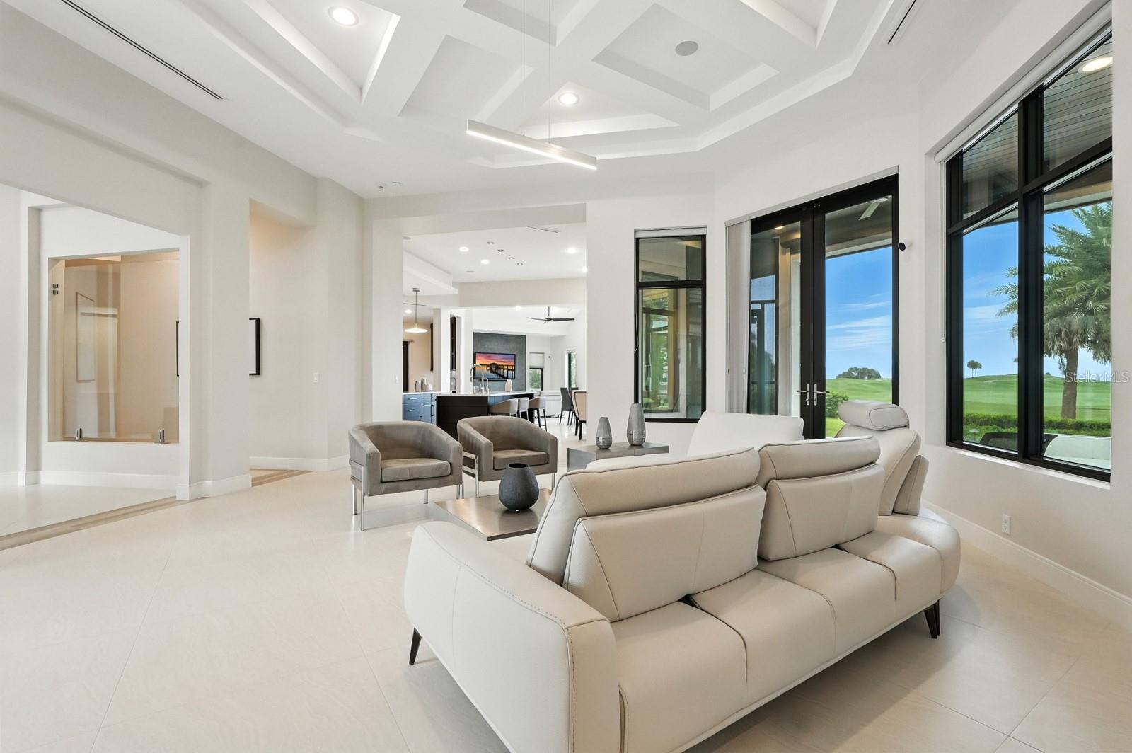 6 CORDOBA CT