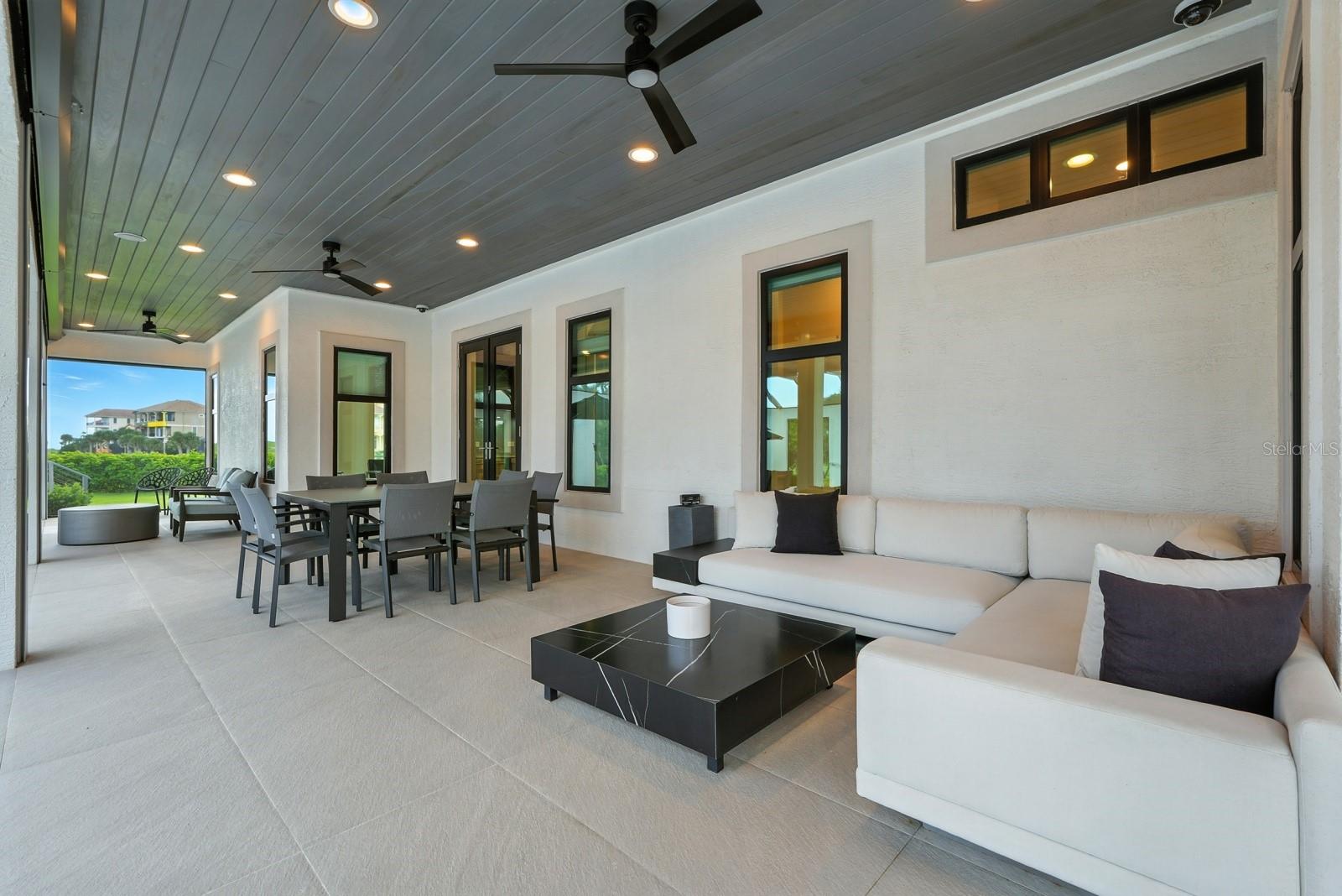 6 CORDOBA CT