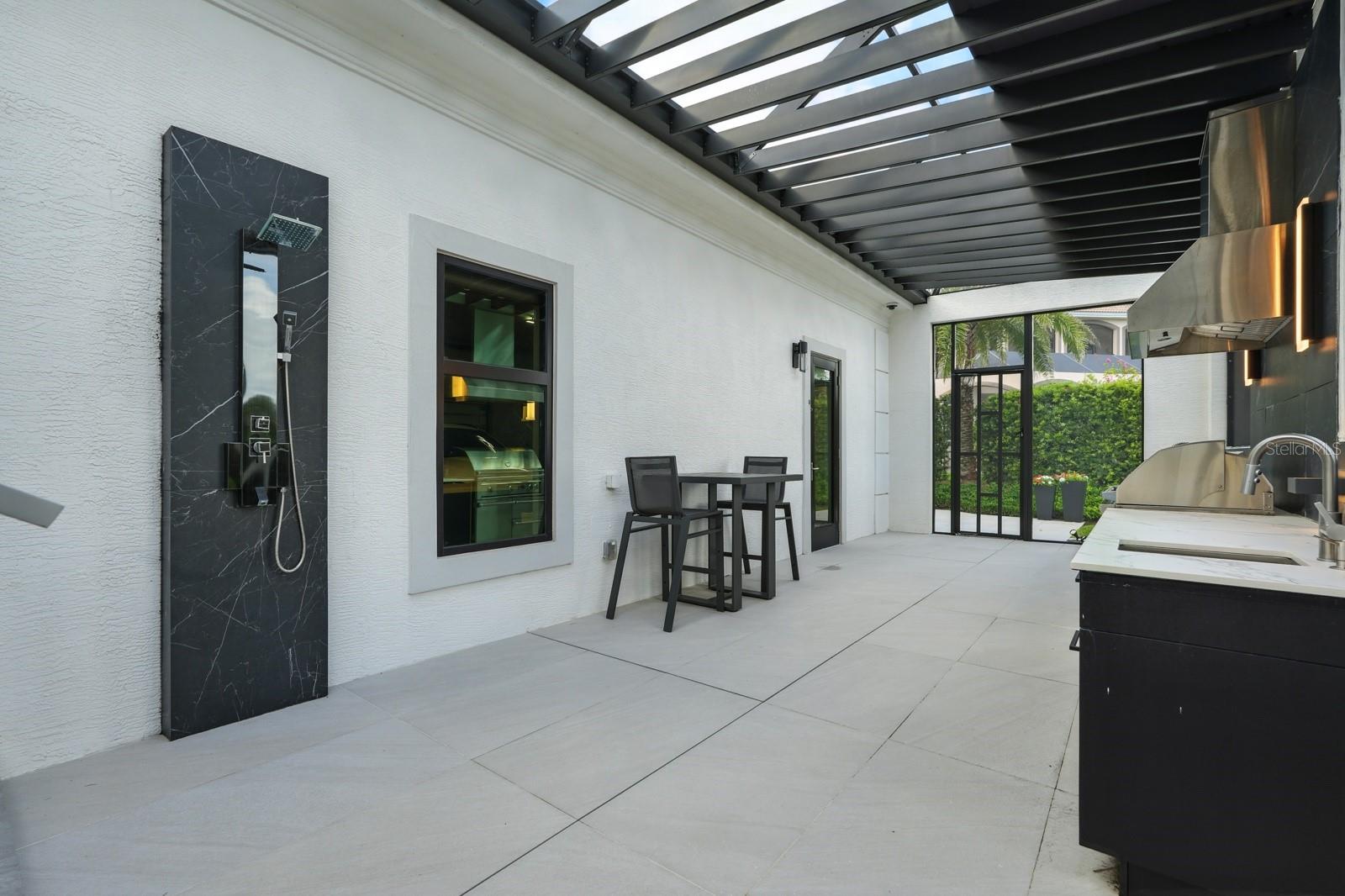 6 CORDOBA CT