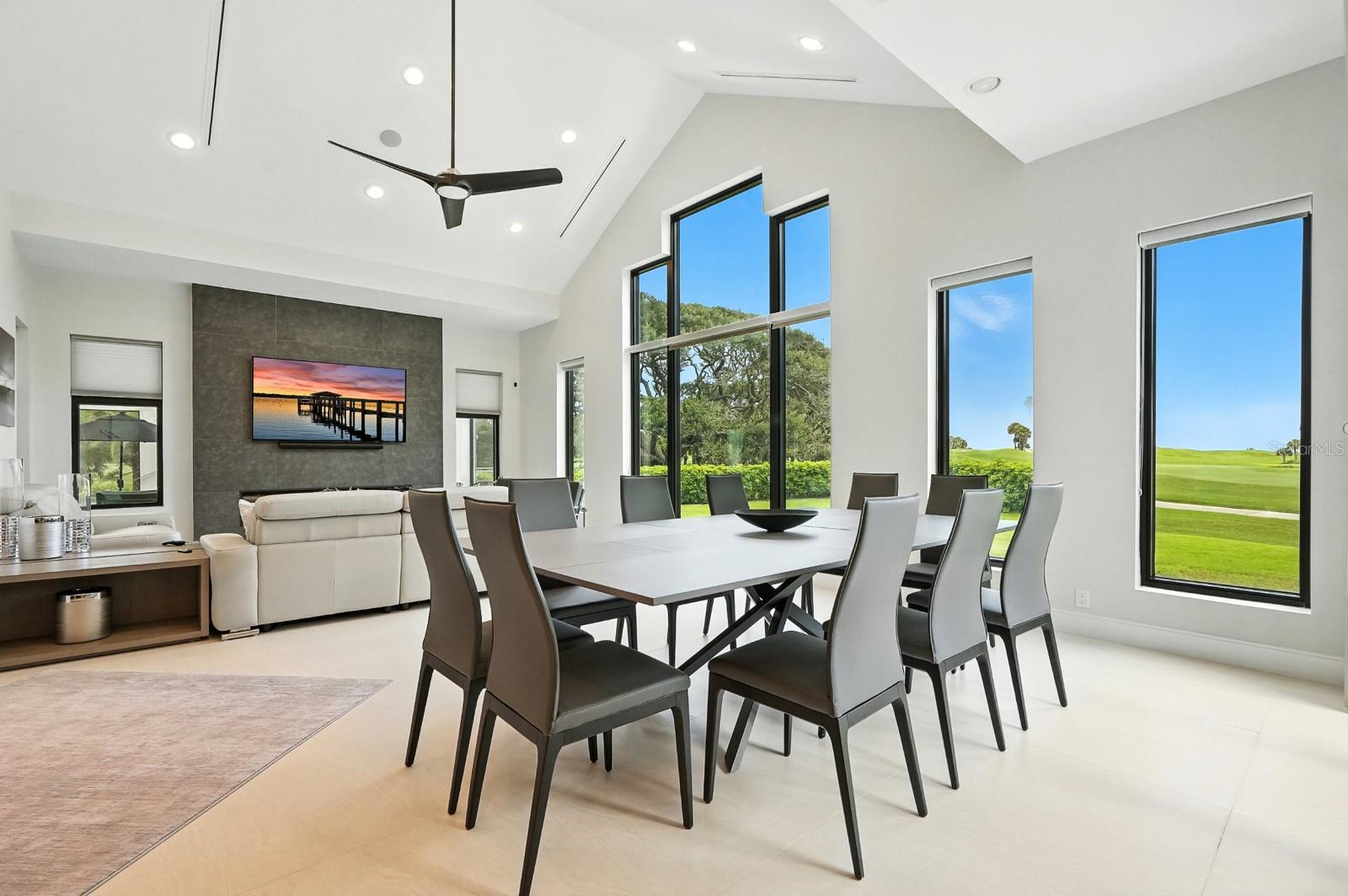 6 CORDOBA CT
