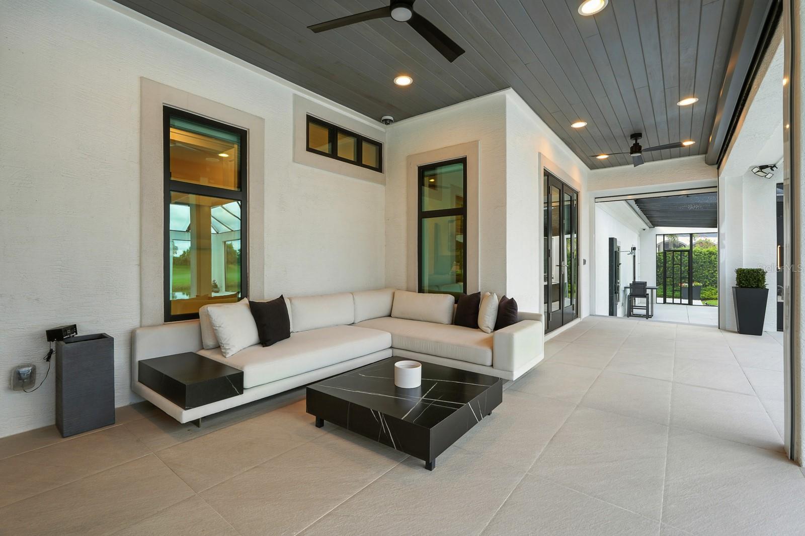 6 CORDOBA CT
