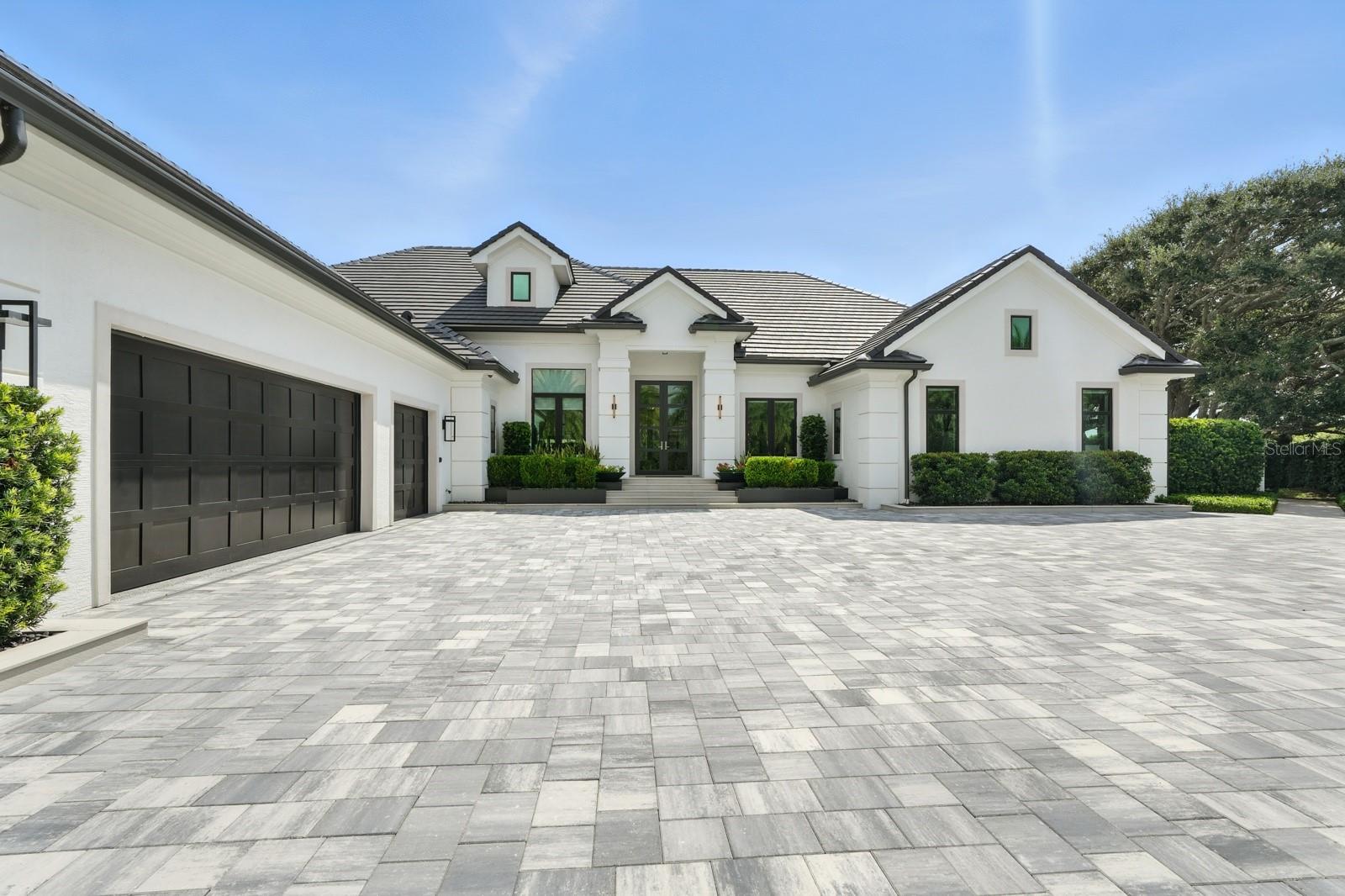 6 CORDOBA CT
