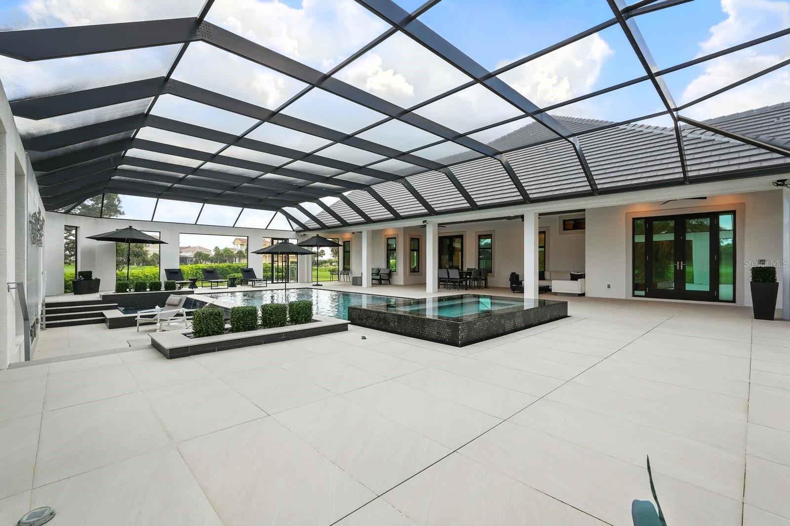 6 CORDOBA CT