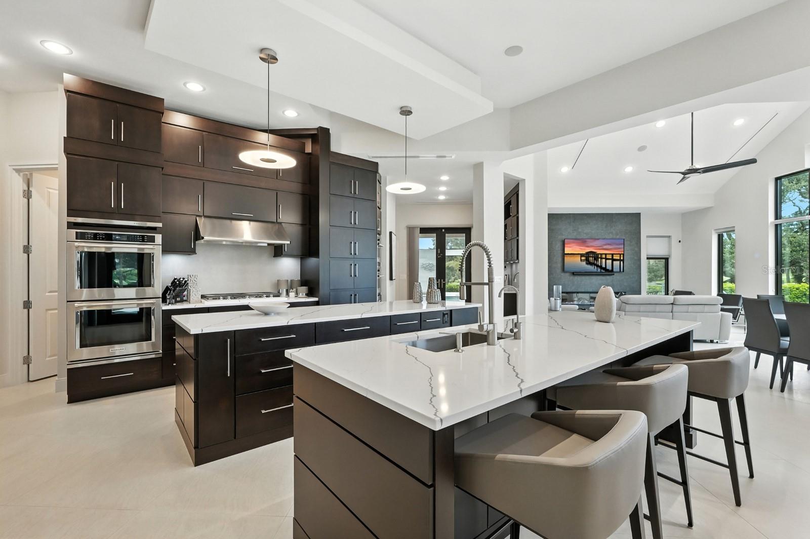 6 CORDOBA CT