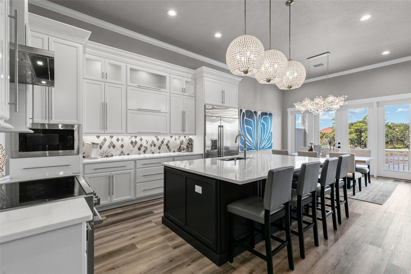 228 YACHT HARBOR DR