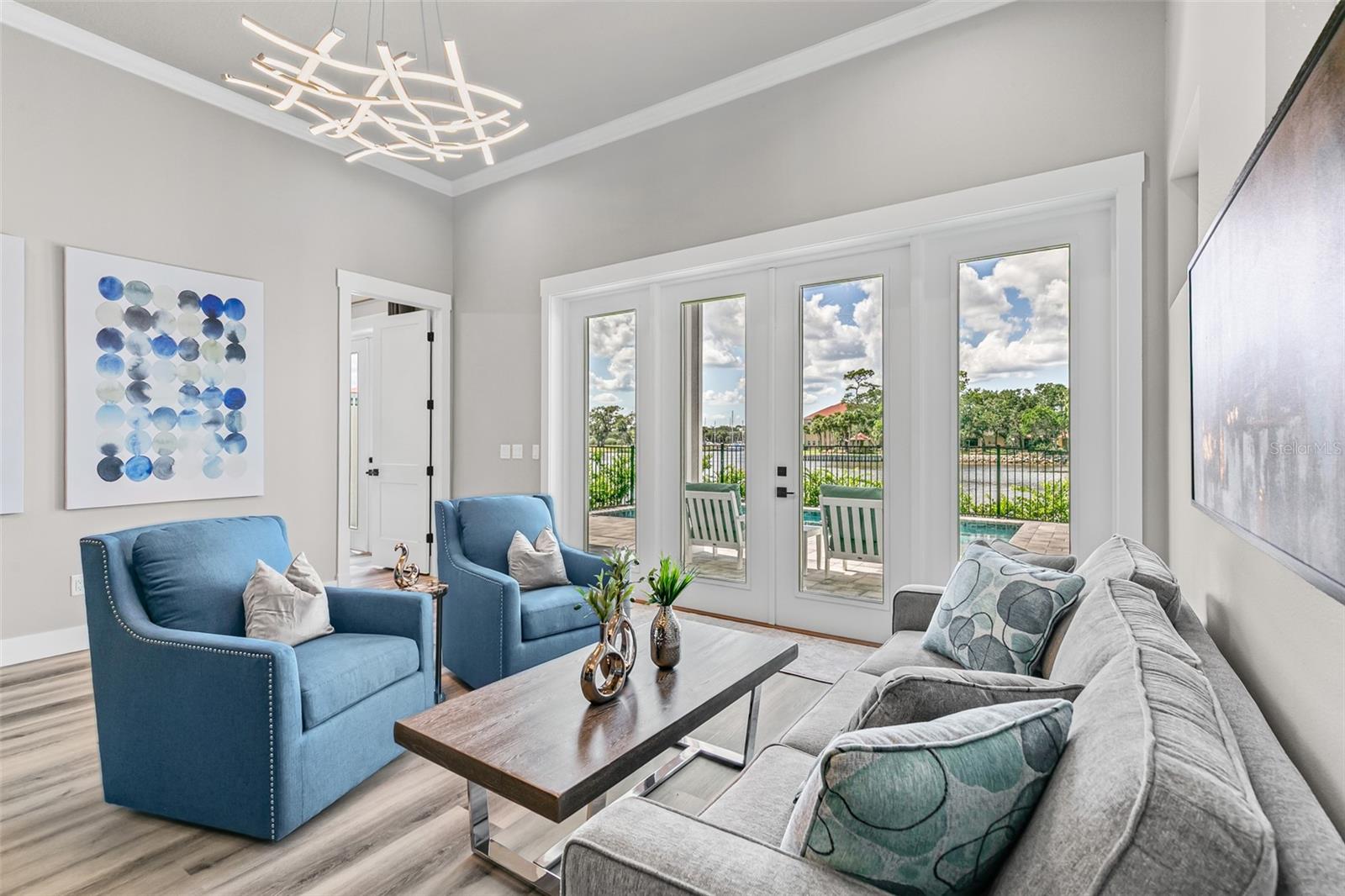 228 YACHT HARBOR DR