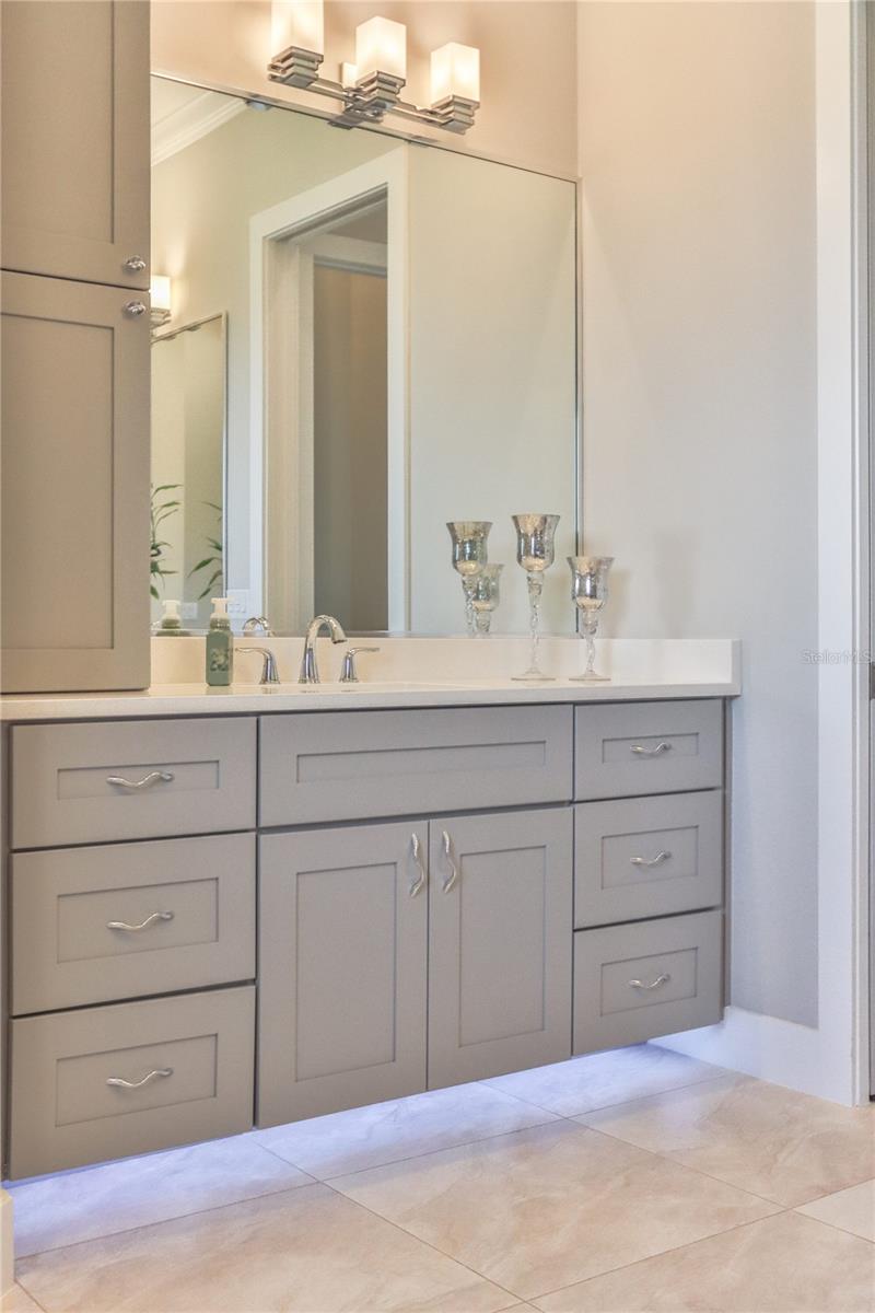 224 HARBOR VILLAGE PT N