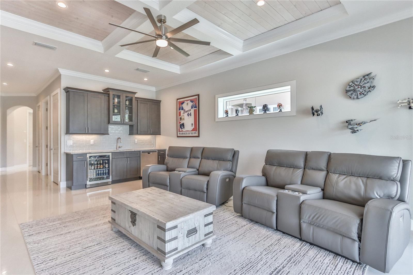 224 HARBOR VILLAGE PT N