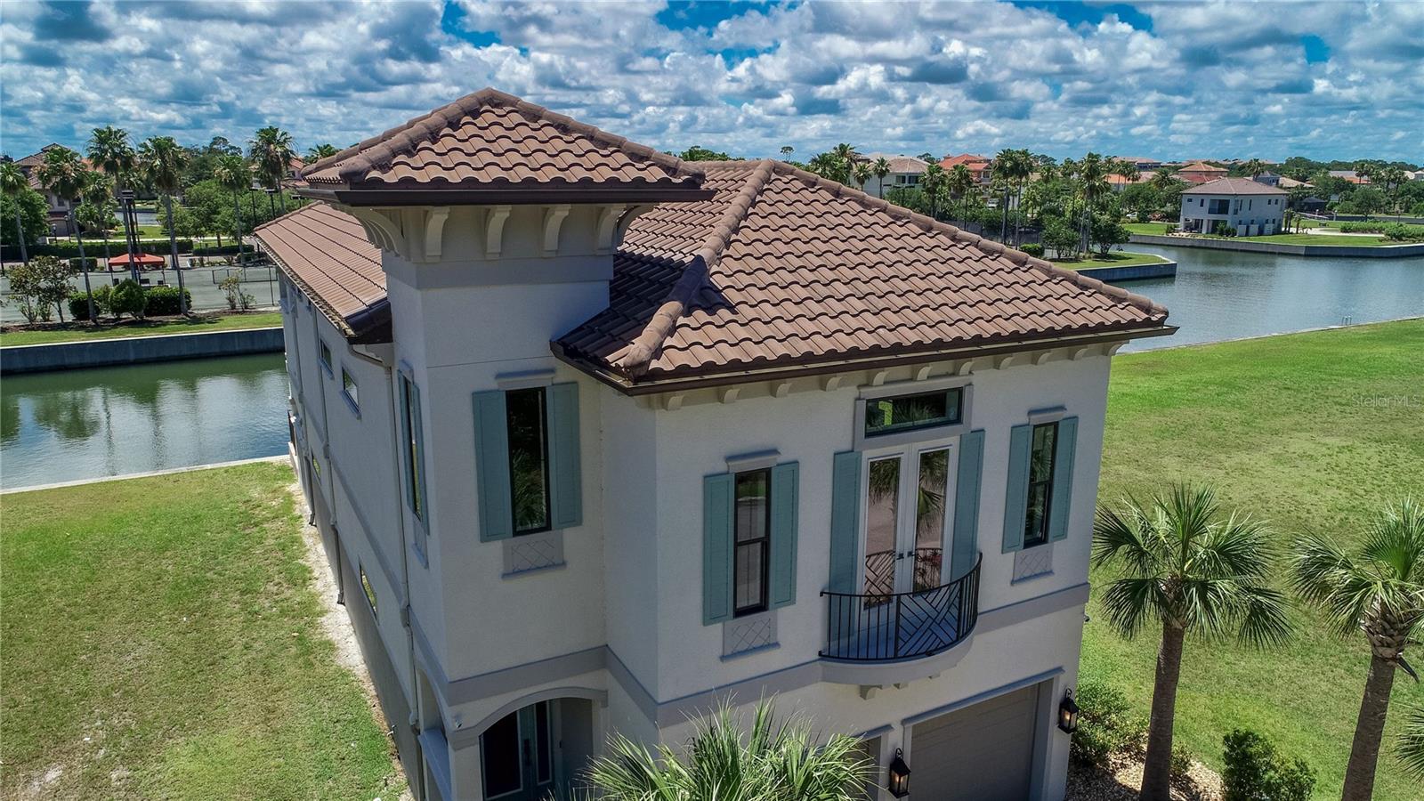 224 HARBOR VILLAGE PT N