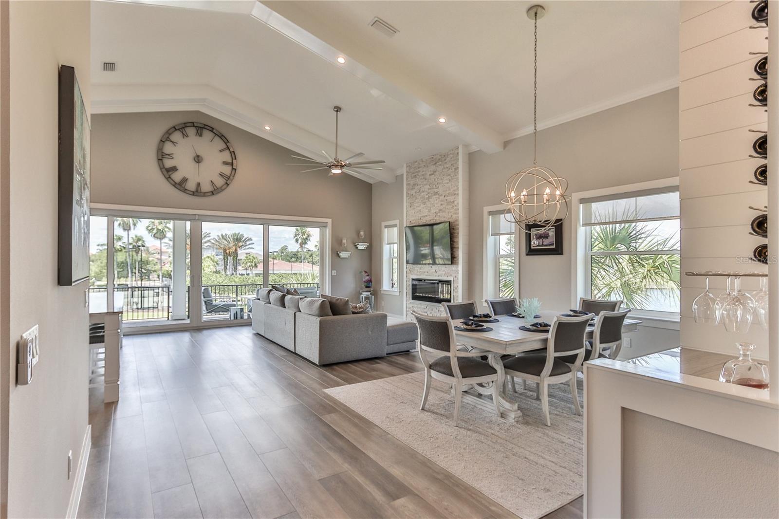 224 HARBOR VILLAGE PT N