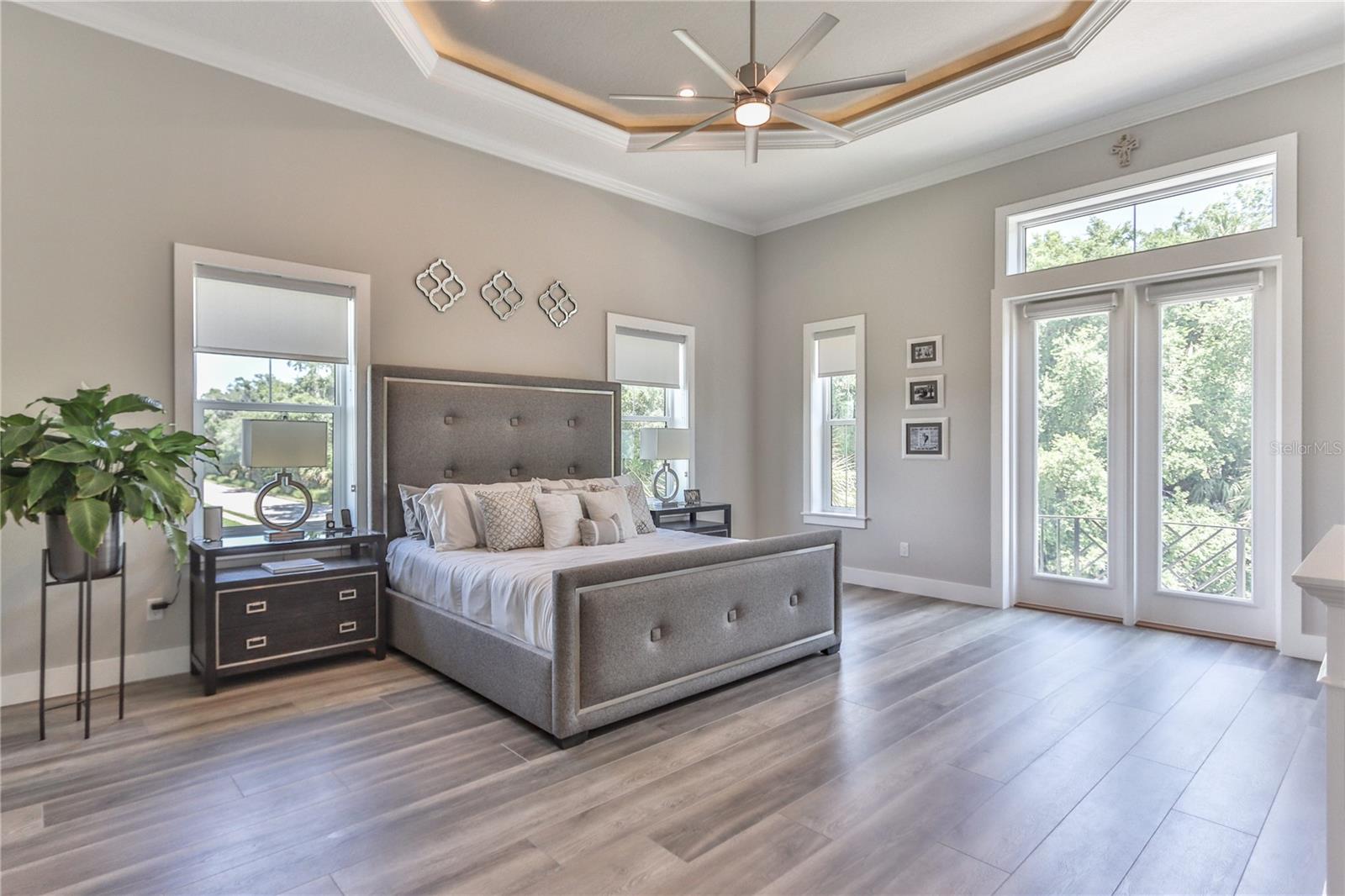 224 HARBOR VILLAGE PT N