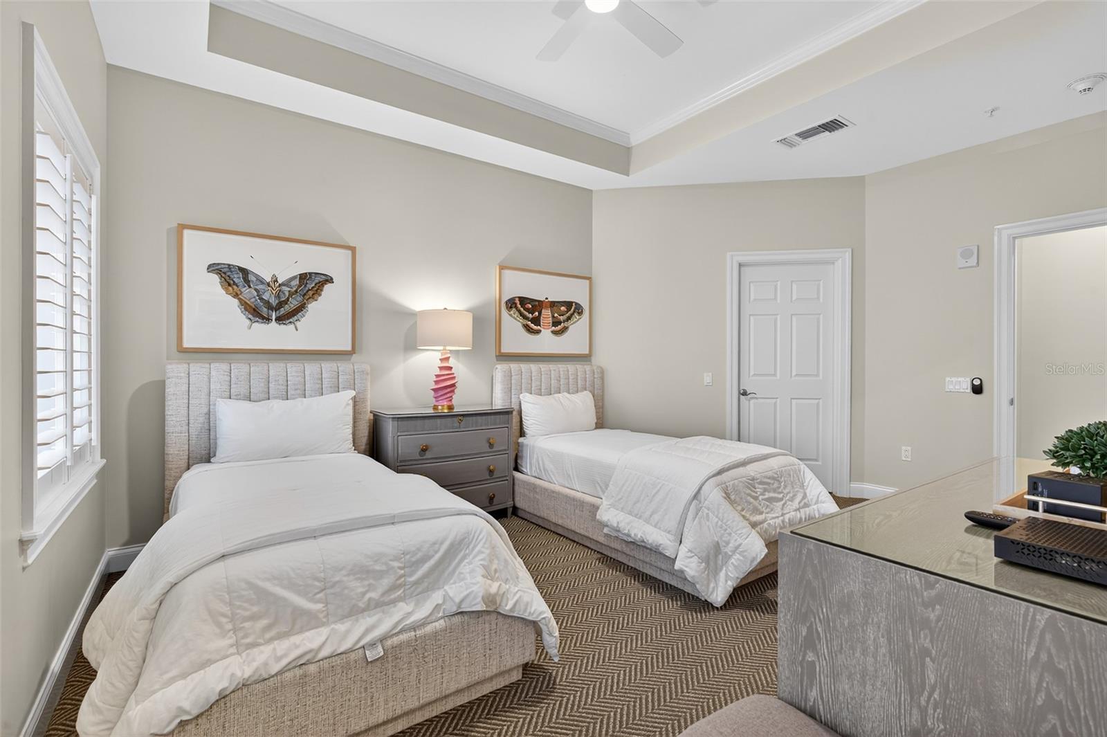 200 OCEAN CREST DR #151