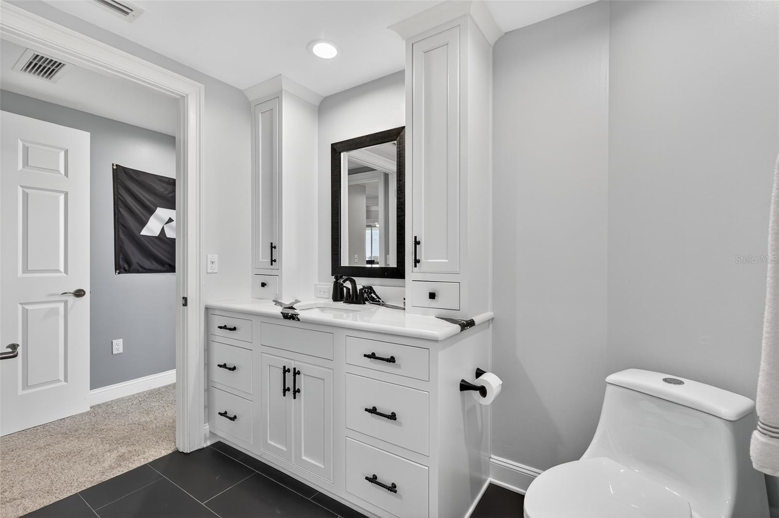 7 AVENUE DE LA MER #201