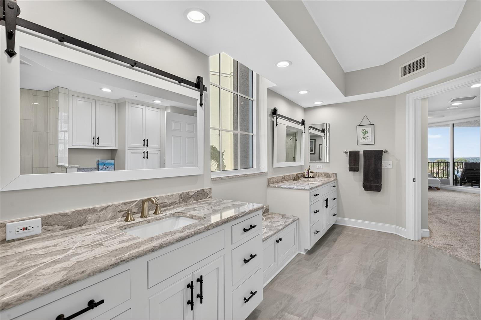 7 AVENUE DE LA MER #201