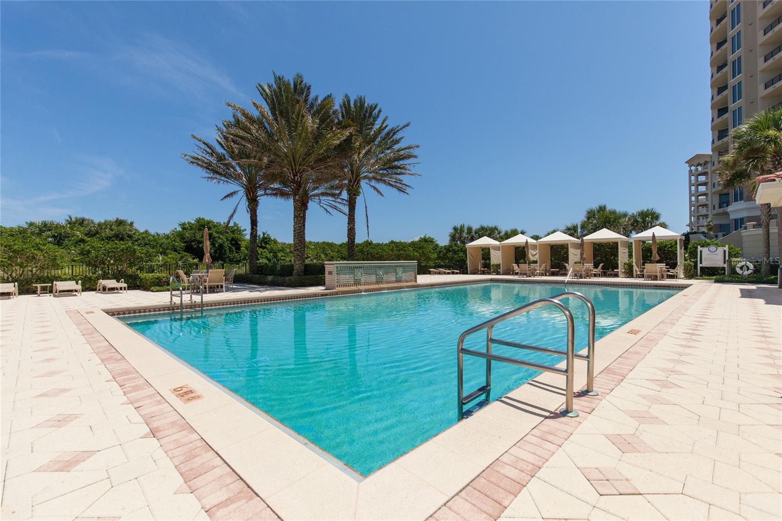 7 AVENUE DE LA MER #605