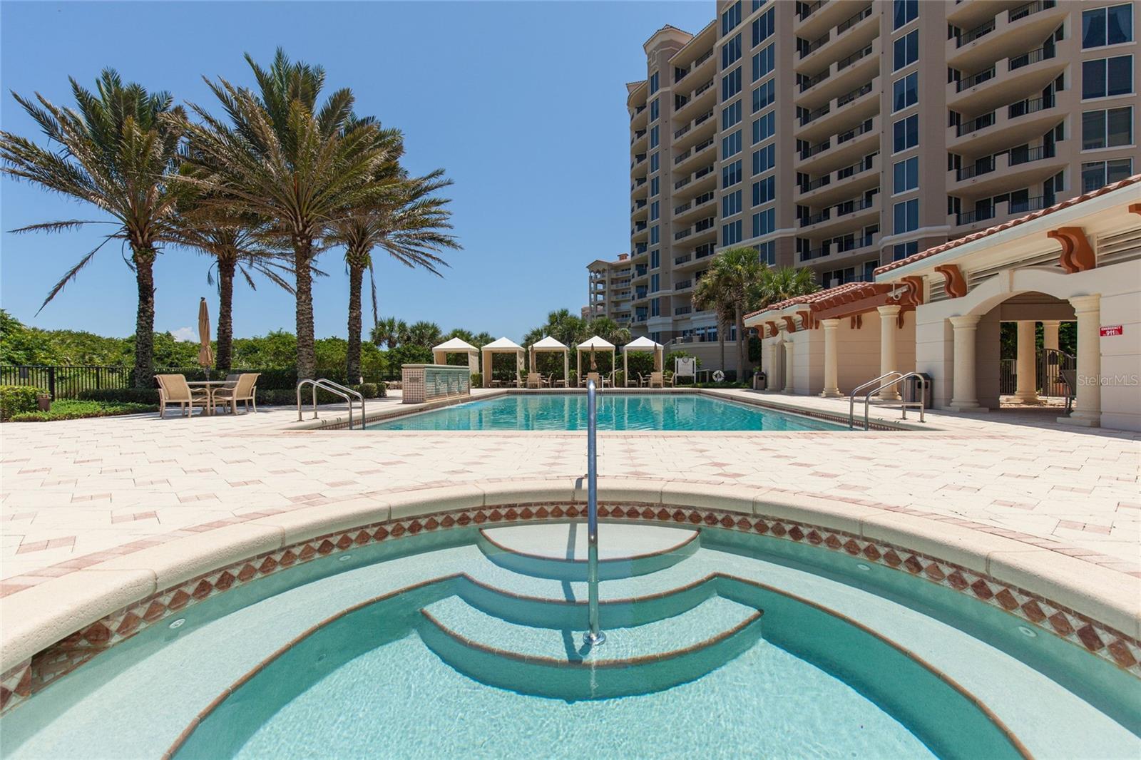 7 AVENUE DE LA MER #605