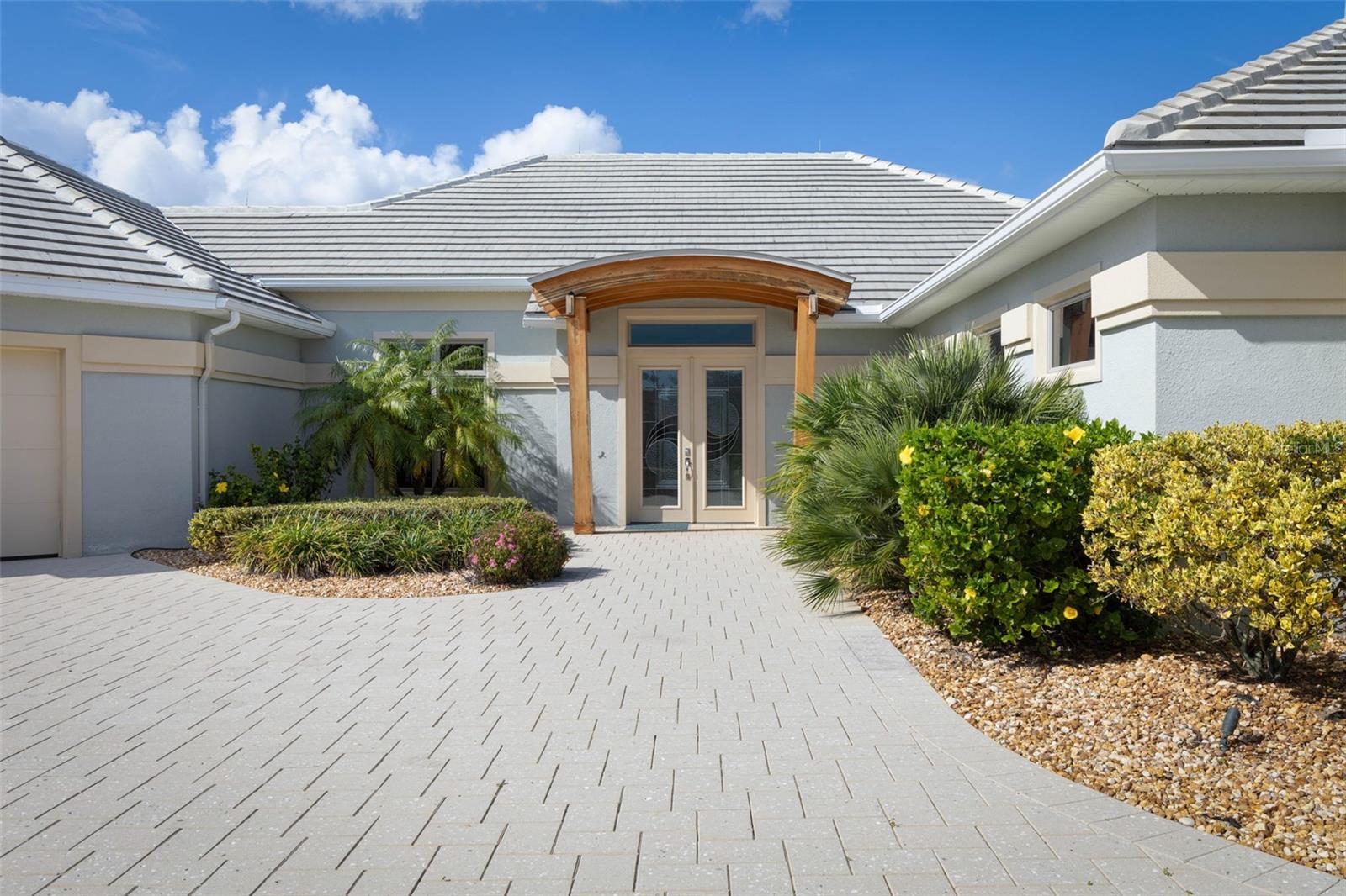 2 DRIFTWOOD LN