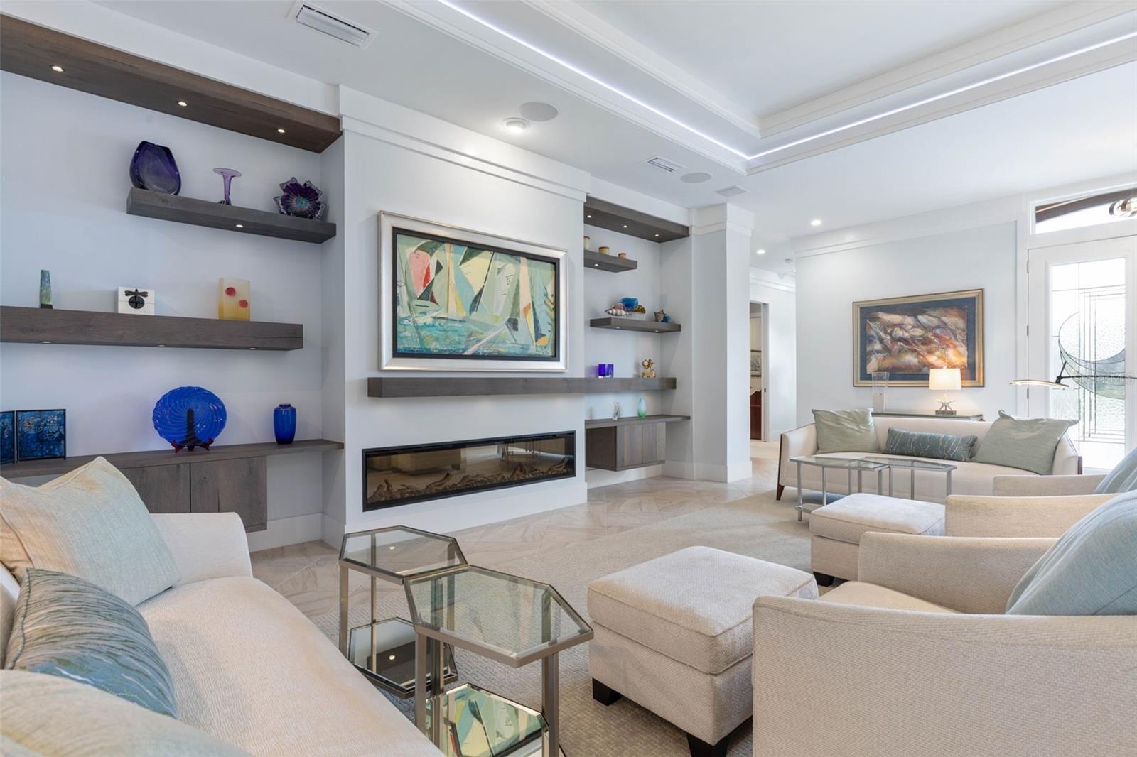 2 DRIFTWOOD LN