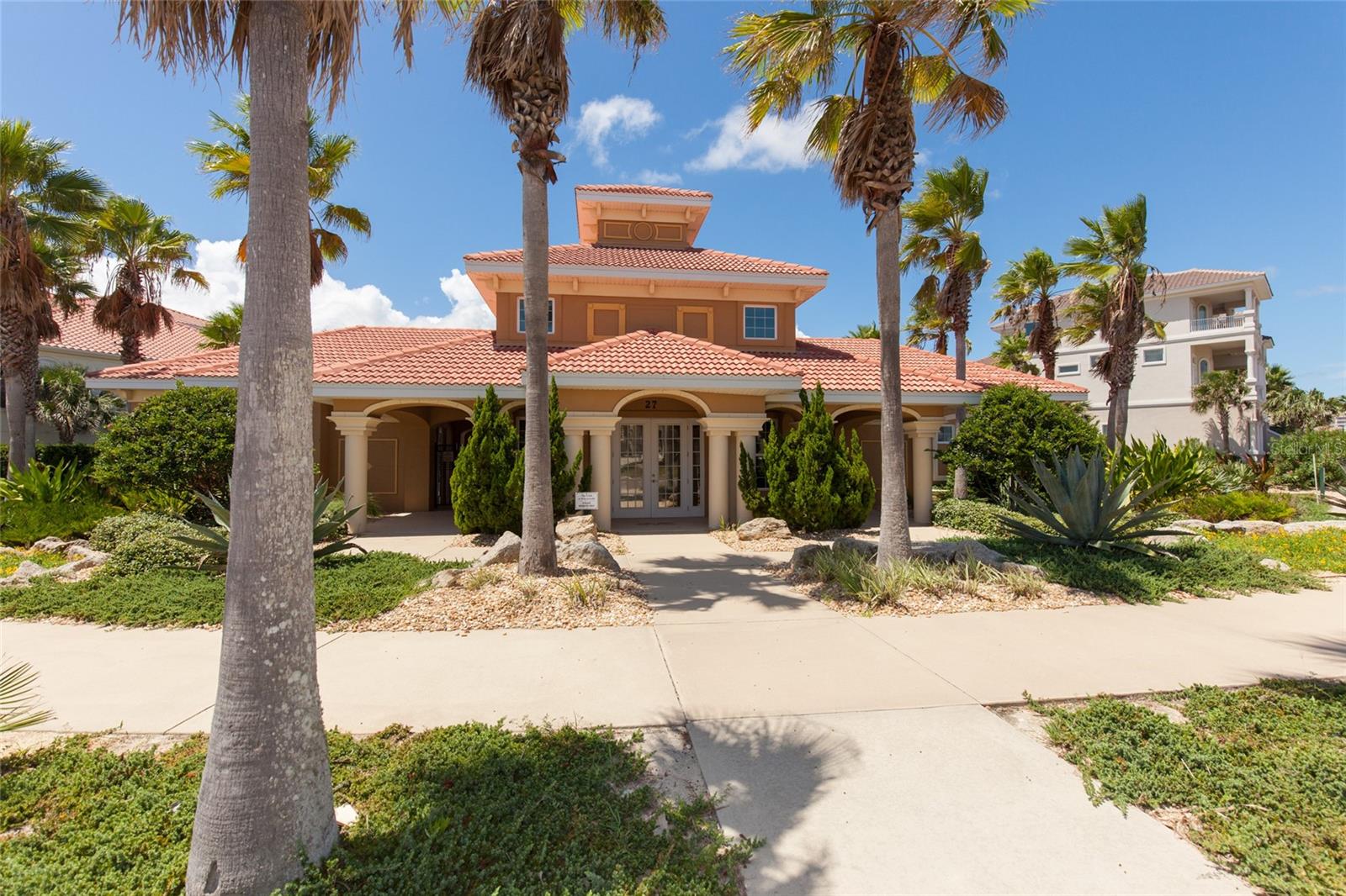 54 HAMMOCK BEACH CIR S