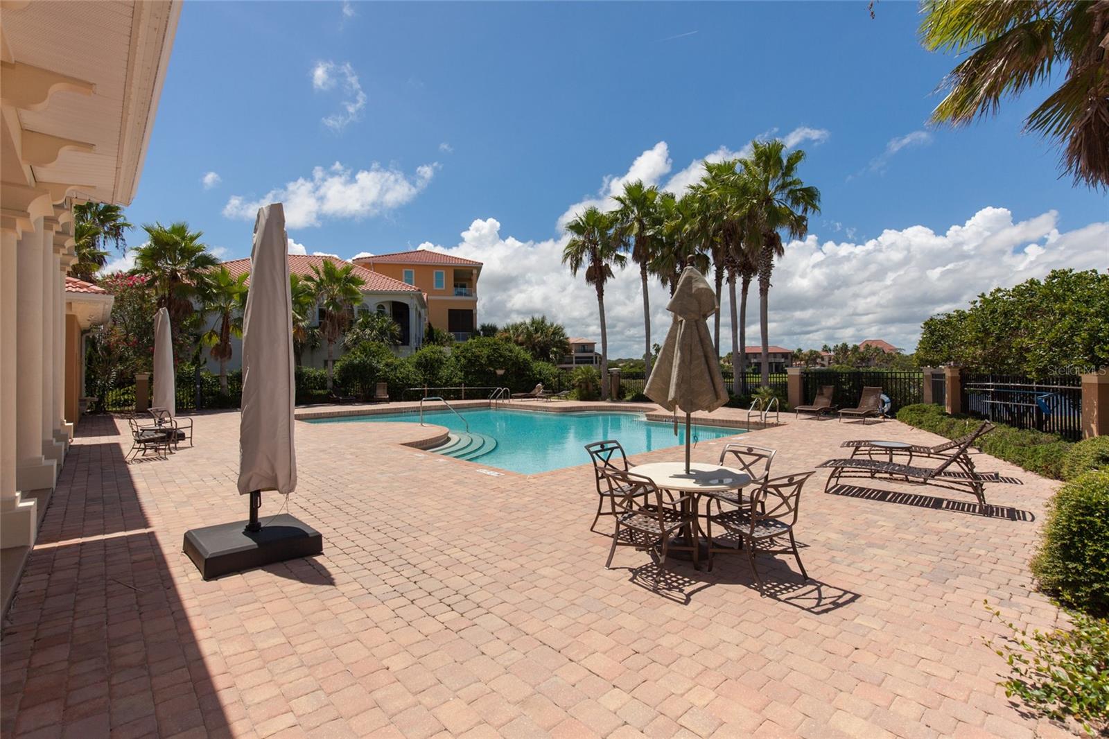 54 HAMMOCK BEACH CIR S