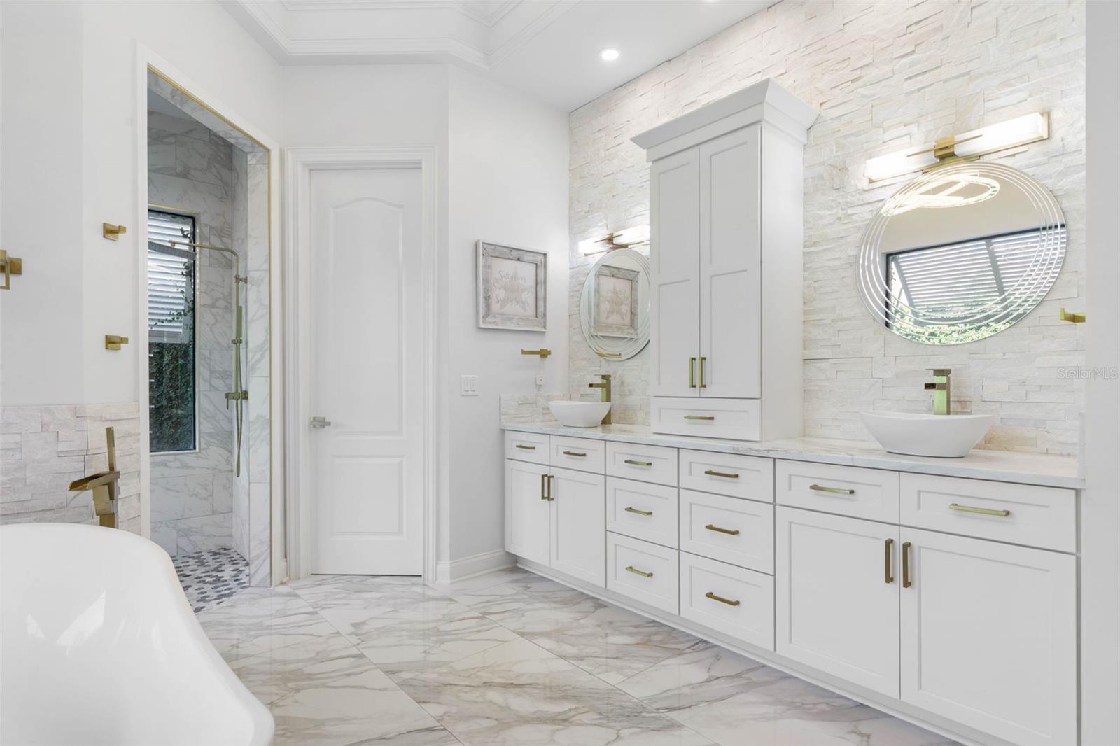 146 ISLAND ESTATES PKWY