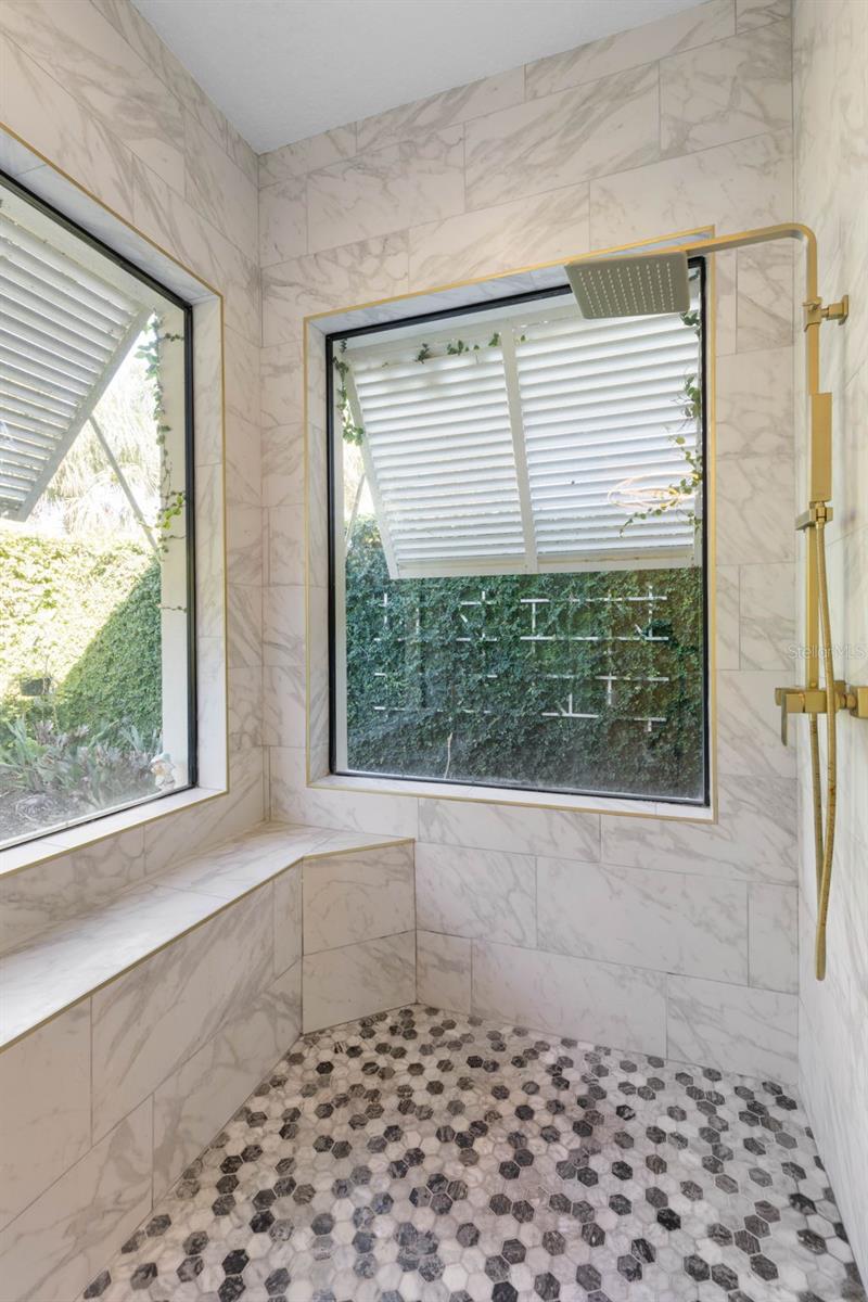 146 ISLAND ESTATES PKWY