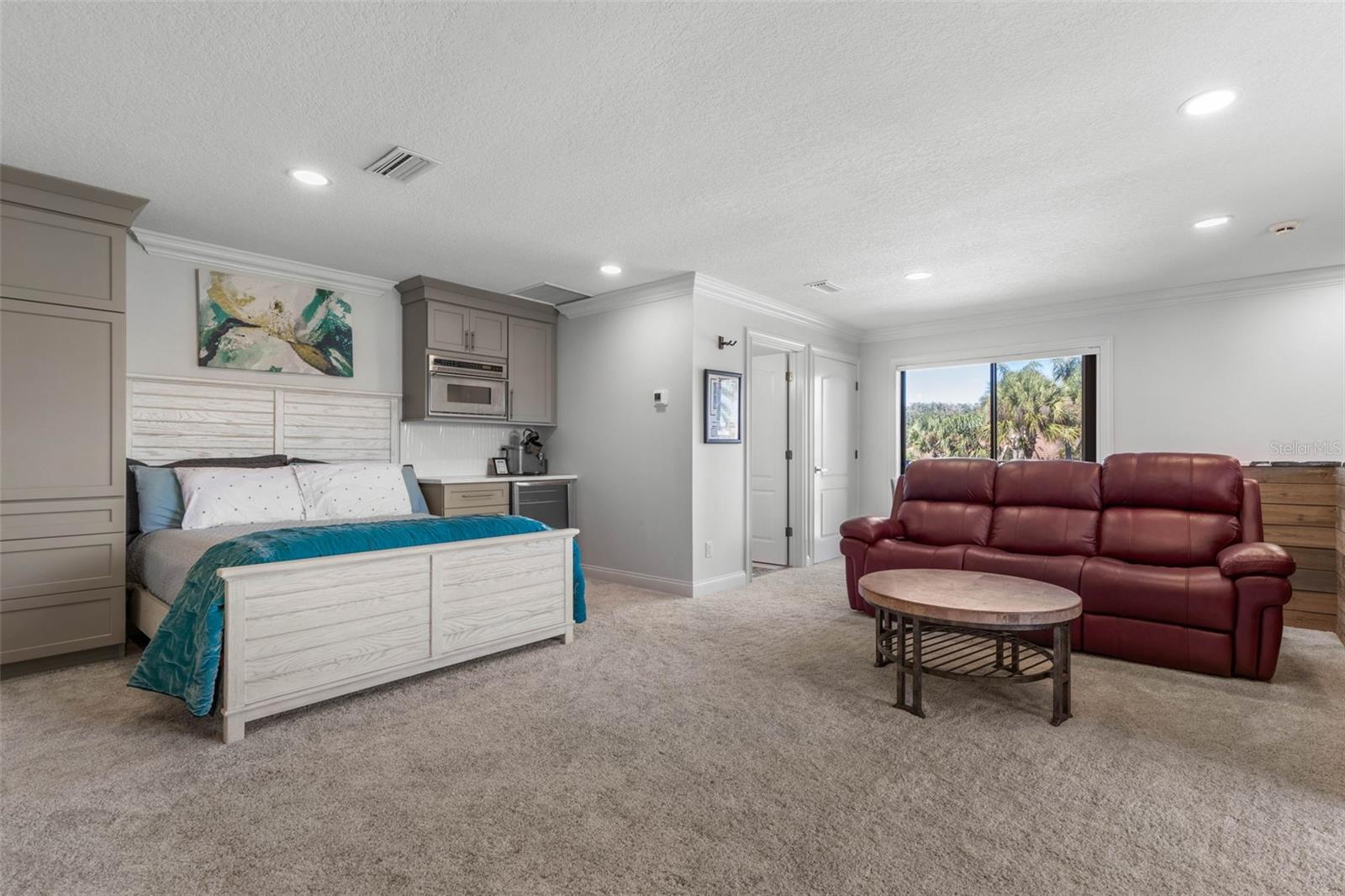 146 ISLAND ESTATES PKWY