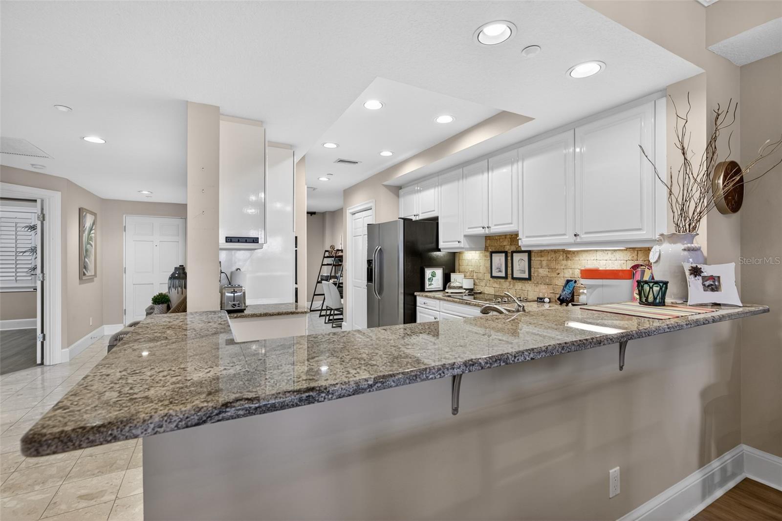 15 AVENUE DE LA MER #2204